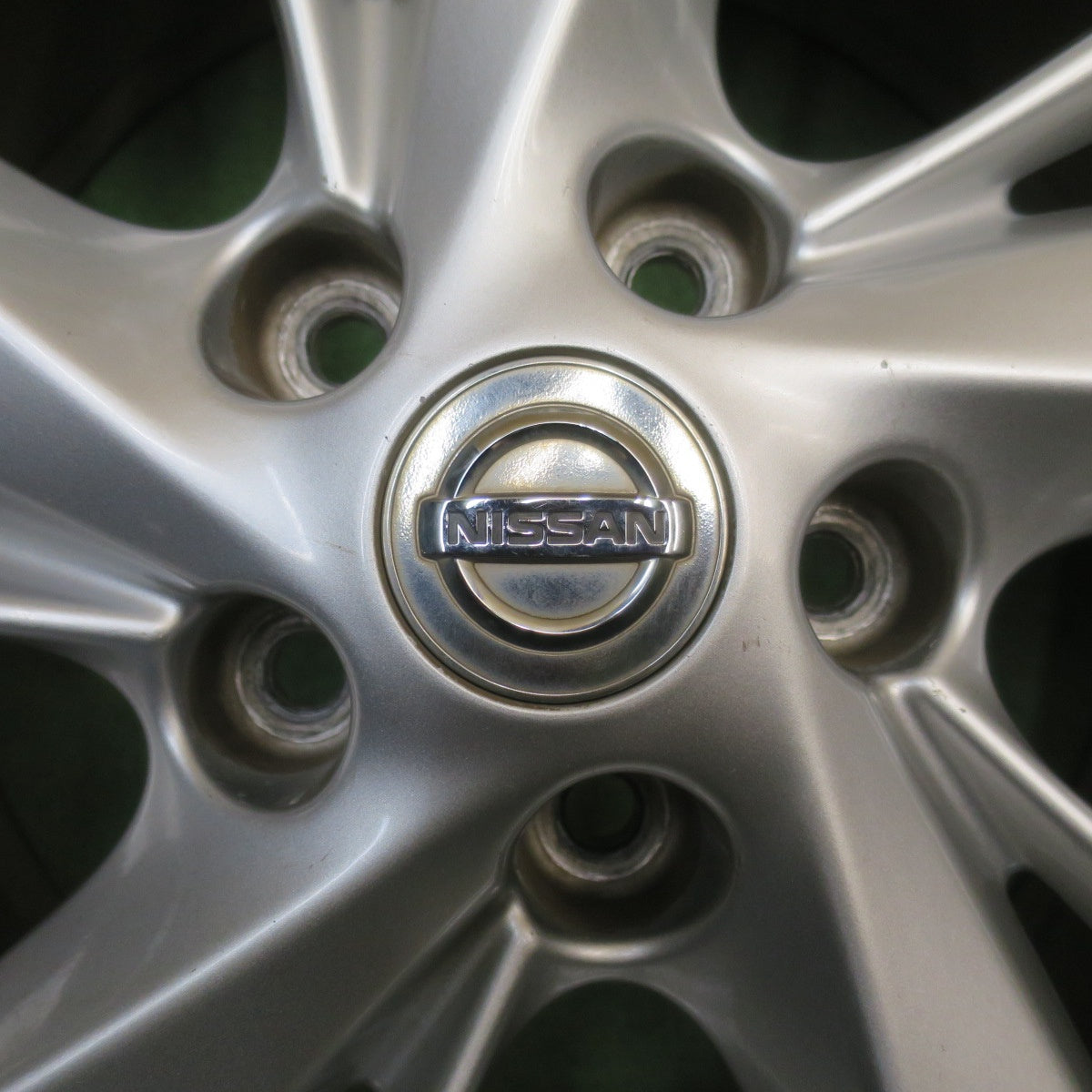 4本価格★日産 L33 ティアナ 純正 ホイール 17インチ 17×7.5J TEANA PCD114.3/5H★6070804NJホ