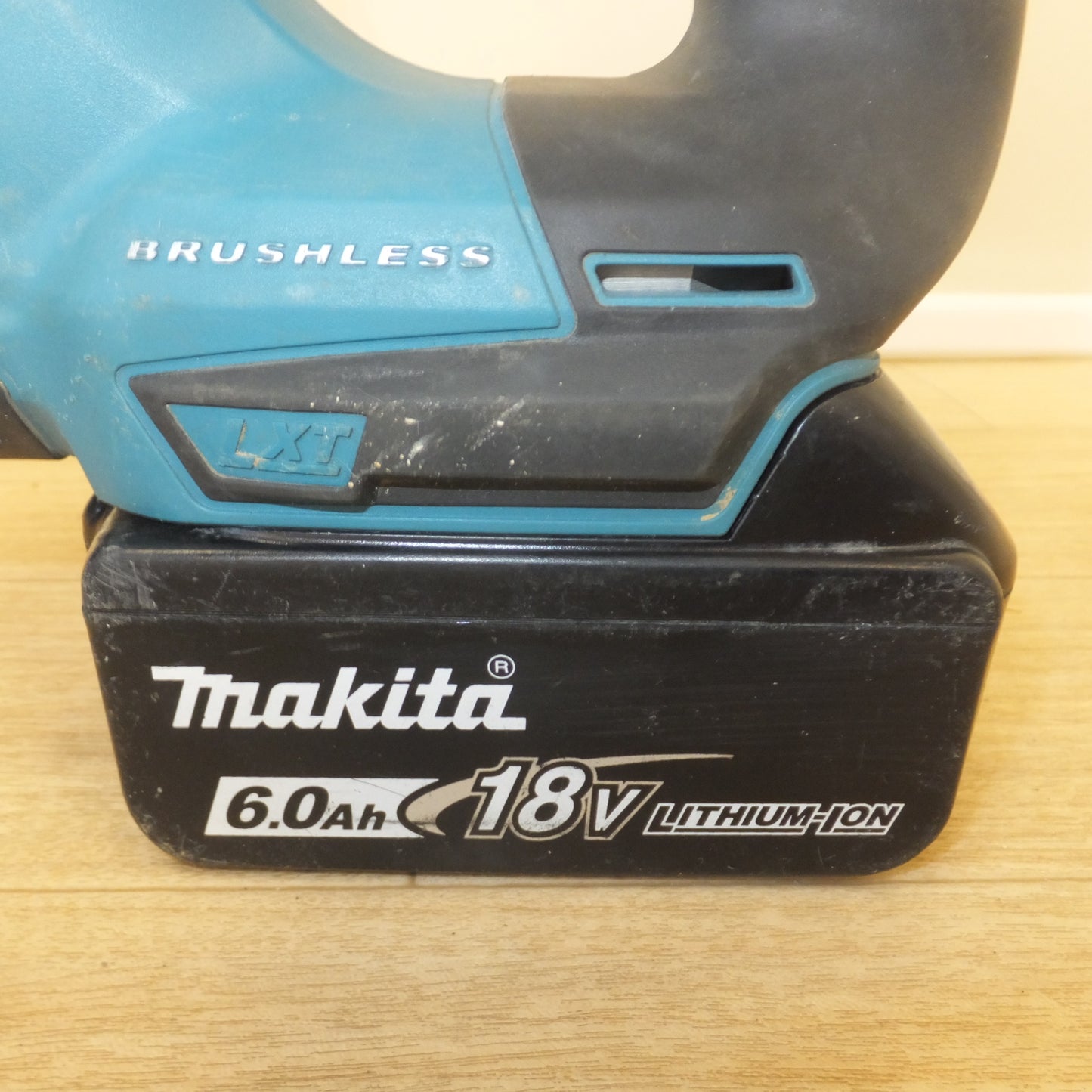 [送料無料] ★マキタ makita 充電式レシプロソー JR188DRG 18V　バッテリ 1個　充電器 なし★