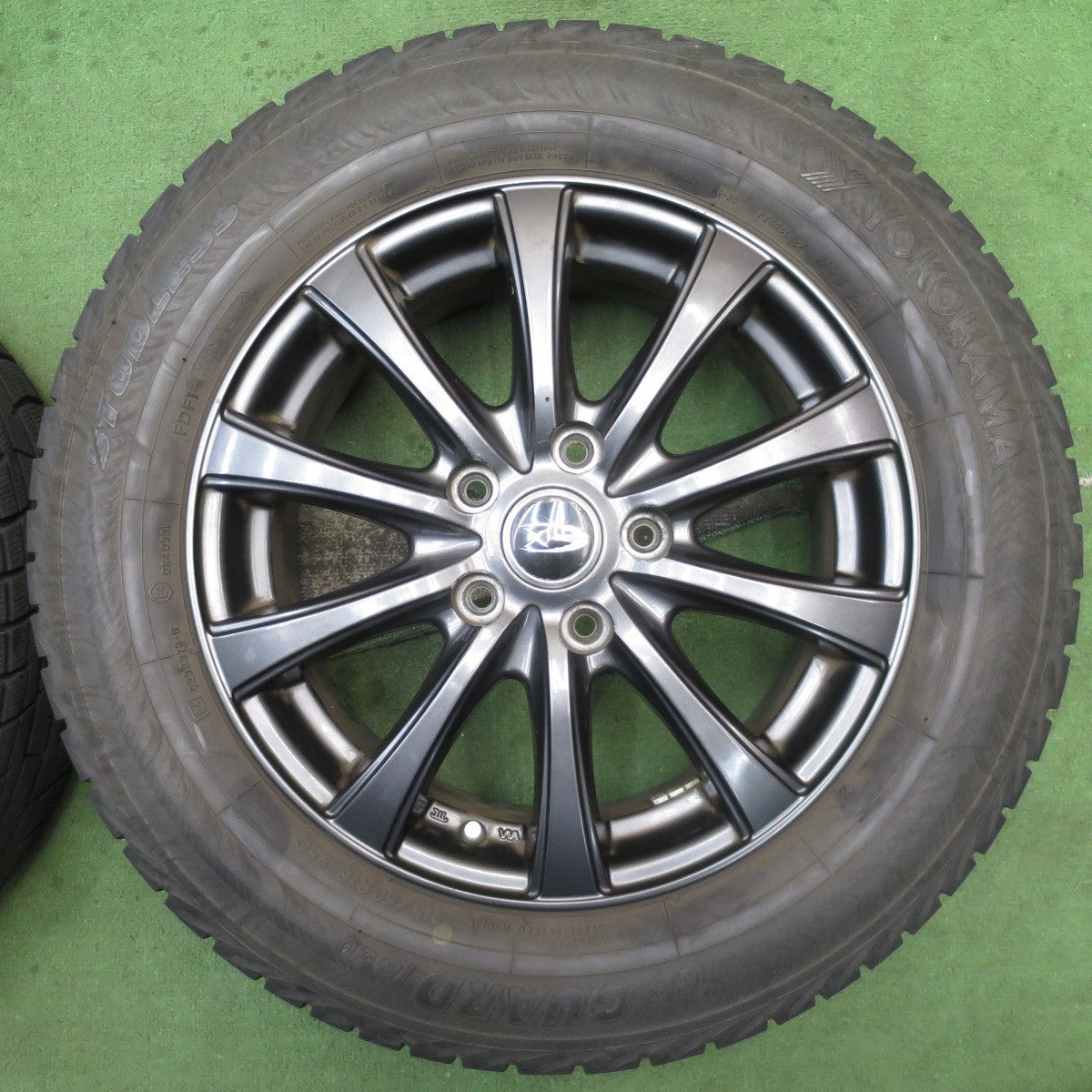 バリ溝！9分★スタッドレス 215/60R16 ヨコハマ アイスガード iG30 Exsteer エクスター 16インチ PCD114.3/5H★5091906NJス