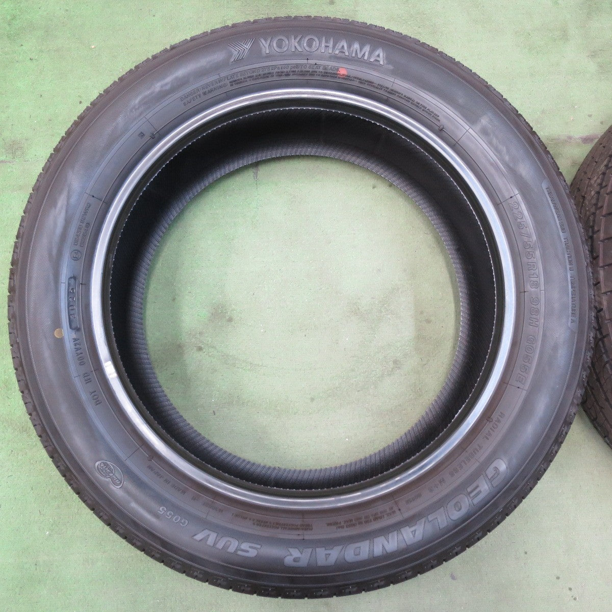 新車外し！25年★225/55R18 ヨコハマ ジオランダー SUV G055 G055E タイヤ 18インチ デリカ D:5 シャモニー フォレスター エルグランド 等★5102504イノタ