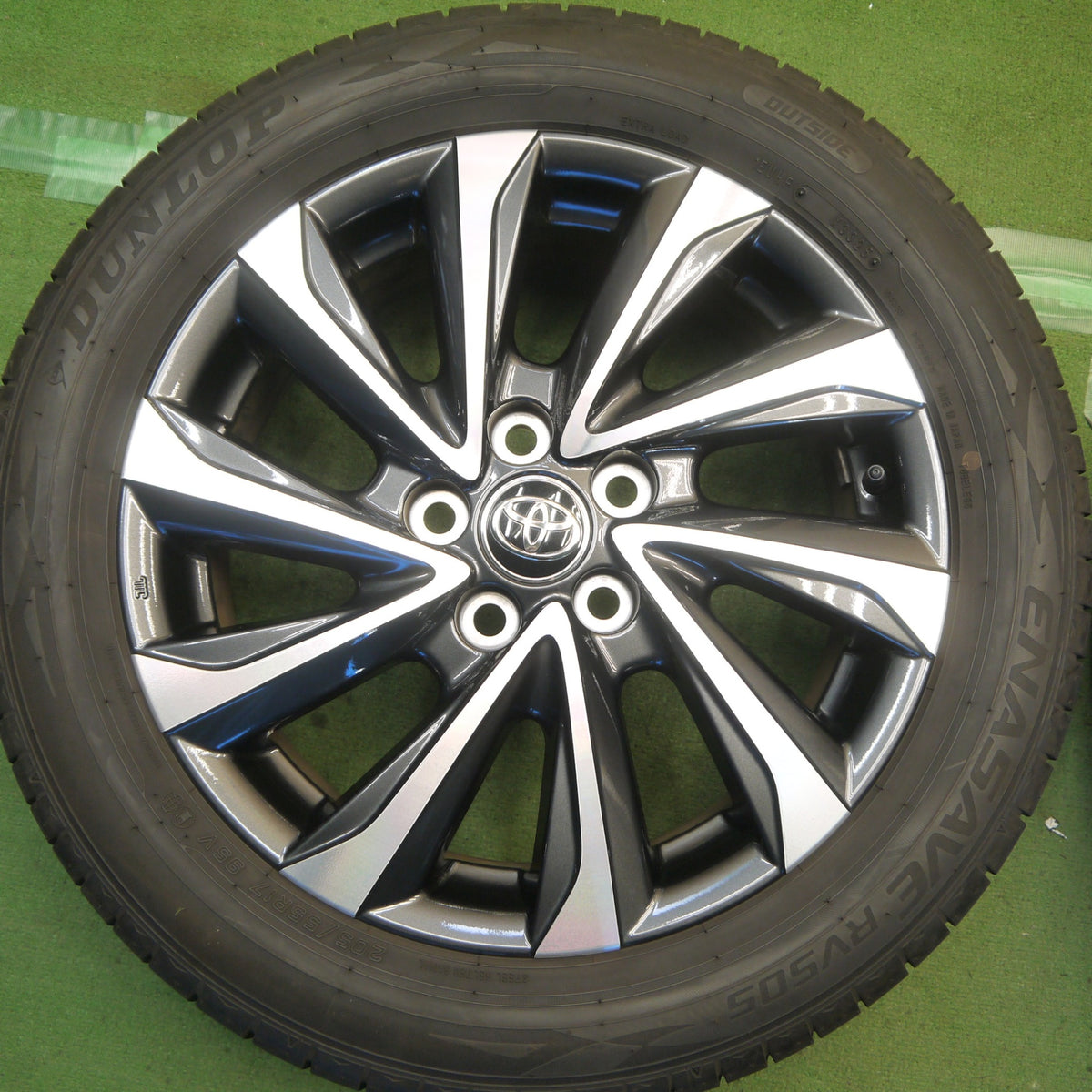 バリ溝！25年！キレイ！9.5分◎トヨタ 90系 ヴォクシー ノア S-Z 純正 205/55R17 ダンロップ エナセーブ EC300+ 17インチ PCD114.3/5H◎6091805Hノ