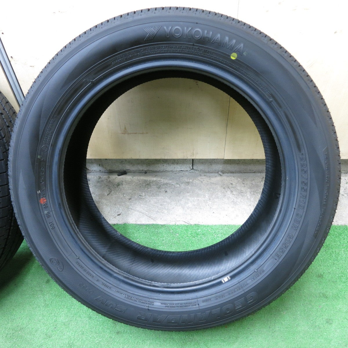 新車外し！25年★225/55R18 ヨコハマ ジオランダー SUV G055 G055E タイヤ 18インチ デリカ D:5 シャモニー フォレスター エルグランド 等★5083003ナノタ
