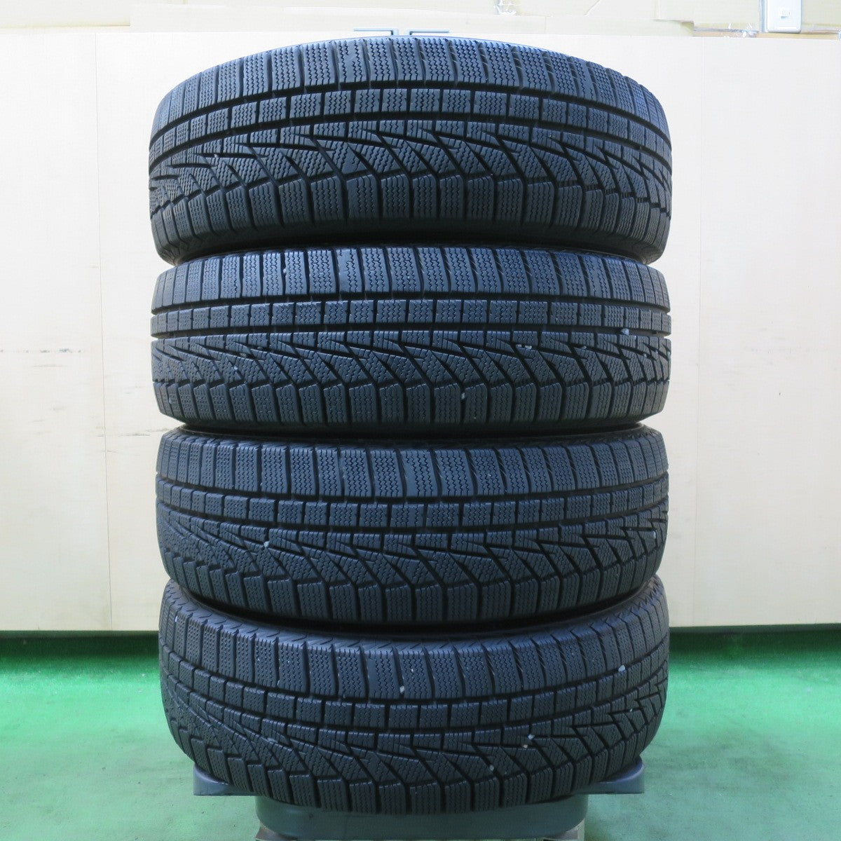バリ溝！21年！9.5分★スタッドレス 175/65R15 ハンコック ウインター アイセプト IZ2A 15インチ ヤリス アクア スイフト フィット 等★5063009イスタ