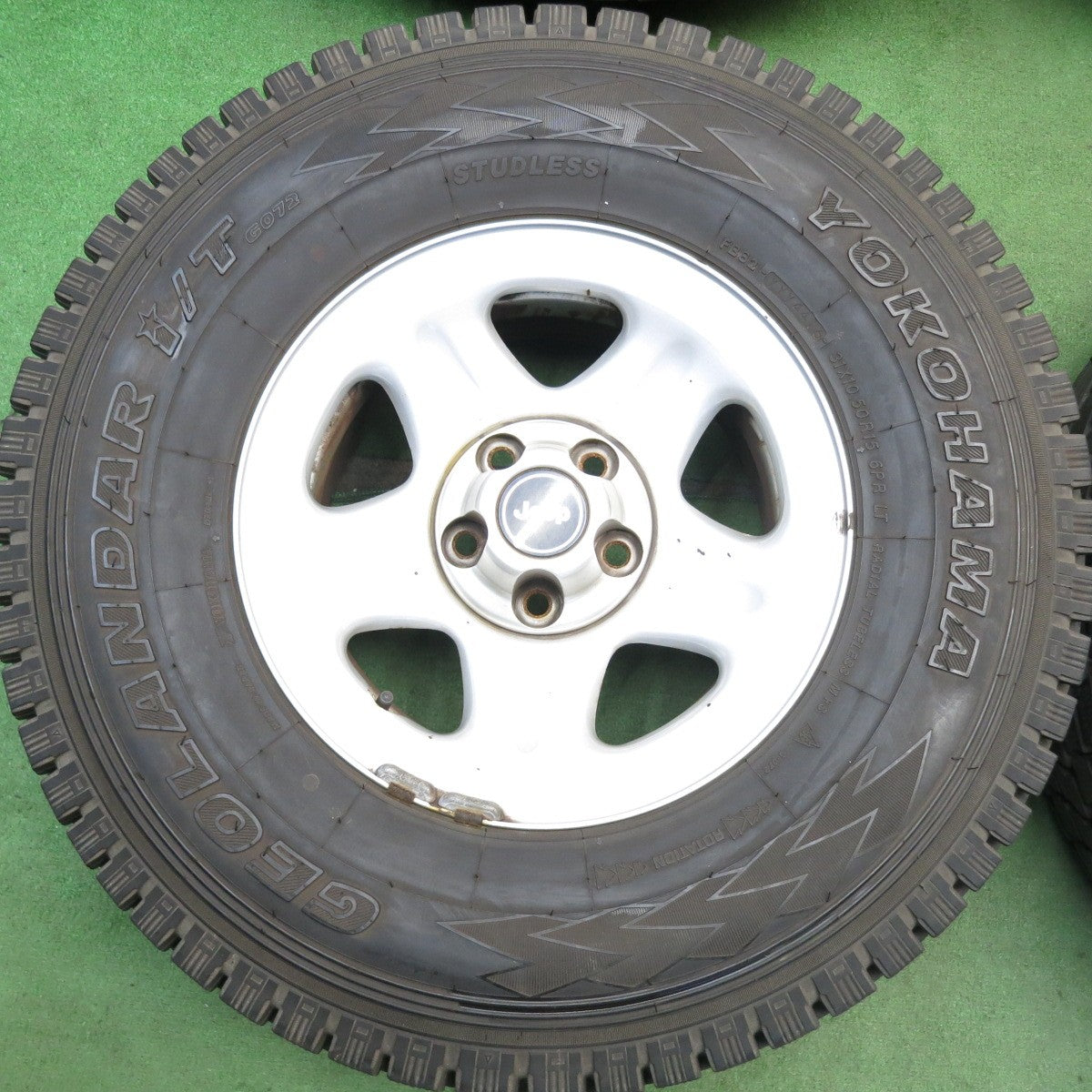 バリ溝 16年 9.5分◎ジープ チェロキー 純正 スチール 31×10.50R15 6PR スタッドレス ヨコハマ ジオランダー i/T G072 15インチ PCD114.3/5H◎6062504HAス