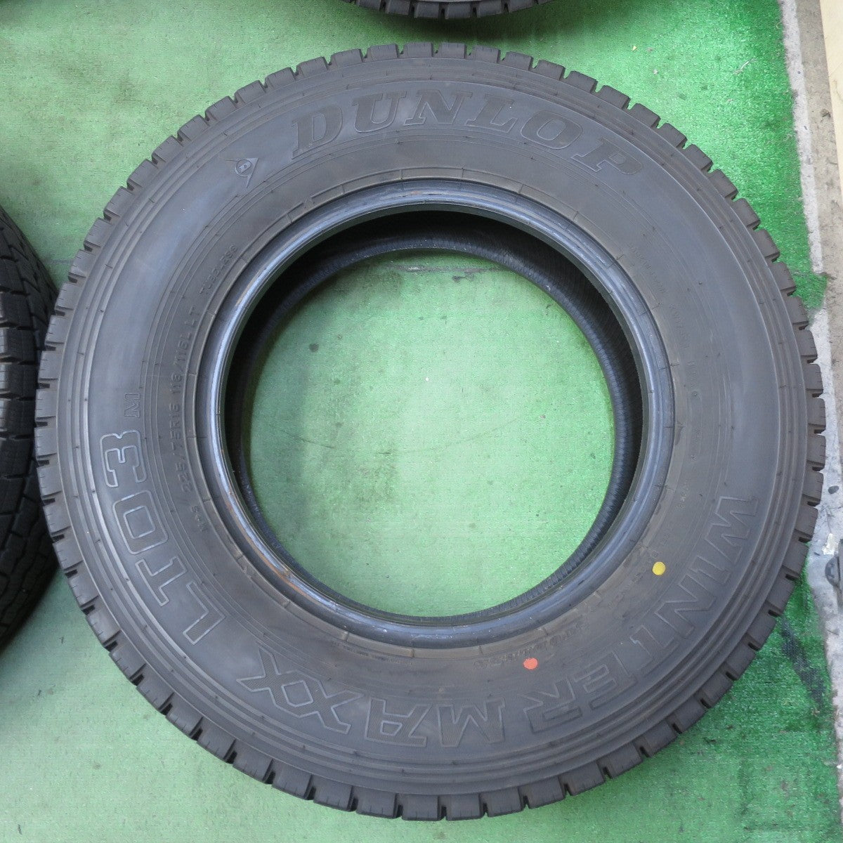 バリ溝！23年！9分！6本★トラック タイヤ 225/75R16 118/116L スタッドレス ダンロップ ウインターマックス LT03M 16インチ★5121901イスタ