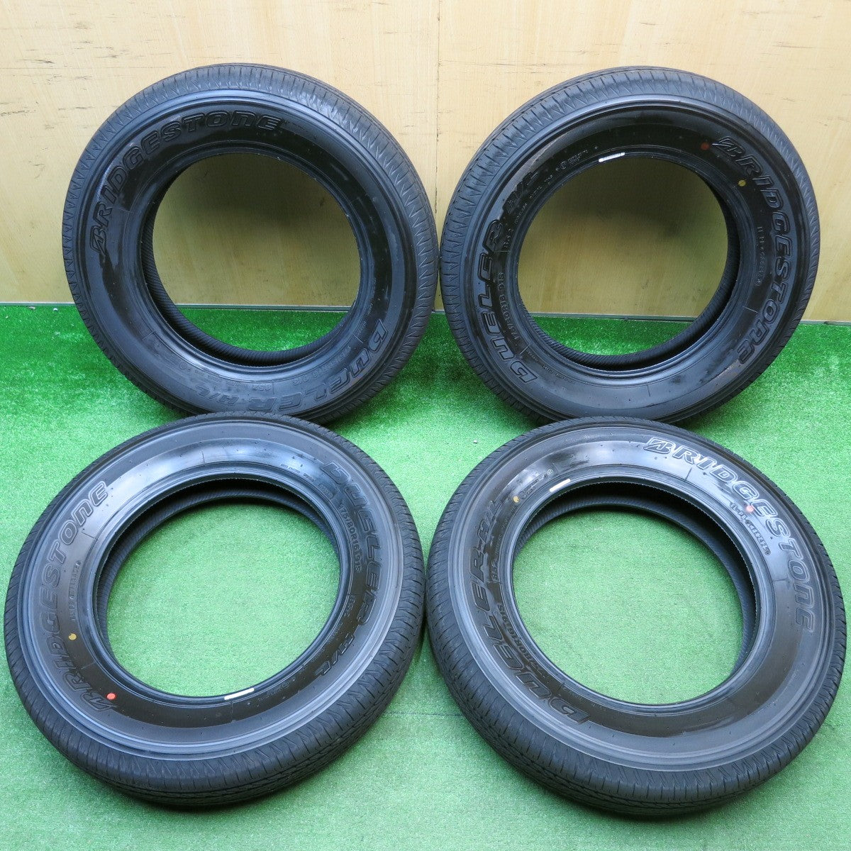 新車外し！25年★ジムニー 等 175/80R16 ブリヂストン デューラー H/L 852 DUELER タイヤ 16インチ★5123102HAノタ