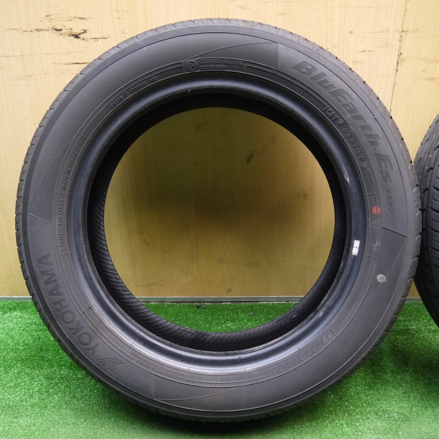 2本価格！23年★155/65R14 ヨコハマ BluEarth-ES ES32 タイヤ 14インチ 軽自動車 N-BOX タント ムーヴ 等★5062301KKノタ