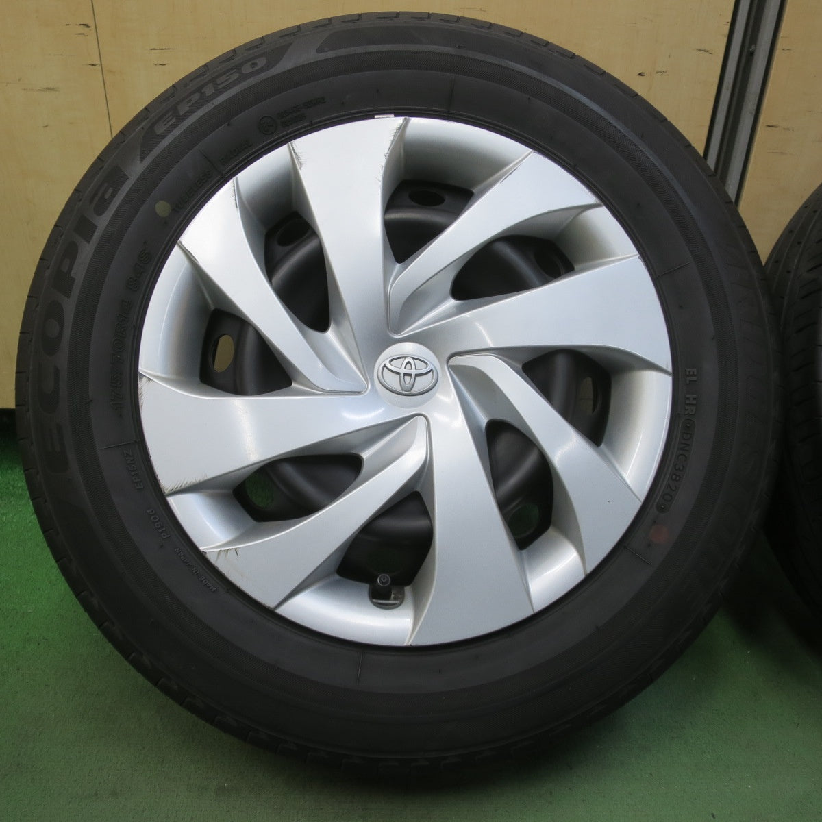 キレイ◎トヨタ ヤリス 純正 スチール 175/70R14 ブリヂストン エコピア EP150 14インチ PCD100/4H◎6061509イノ