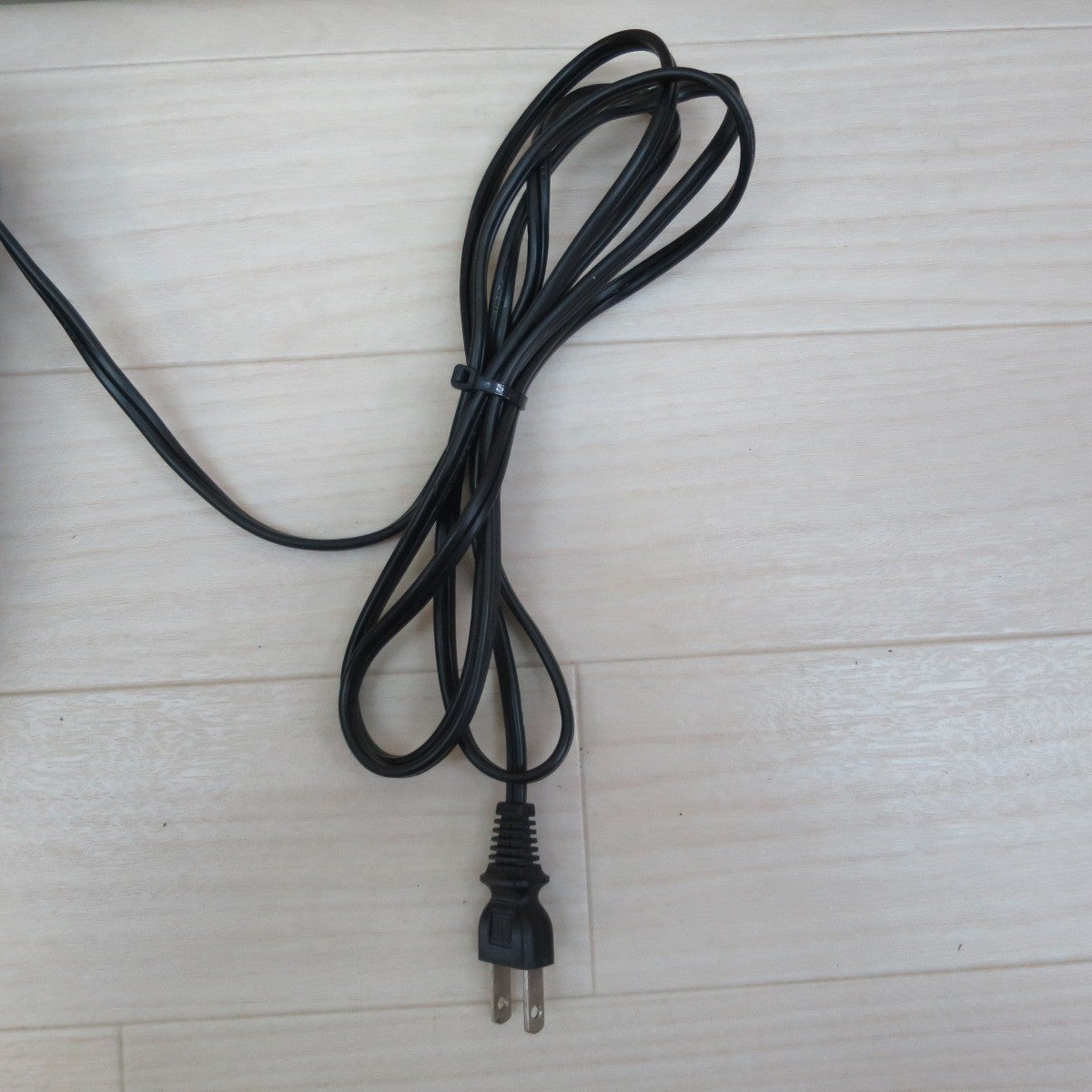 [送料無料] キレイ☆マキタ 2口 急速 充電器 DC18RD 7.2-18V 用 AC100V 電動 工具 makita☆