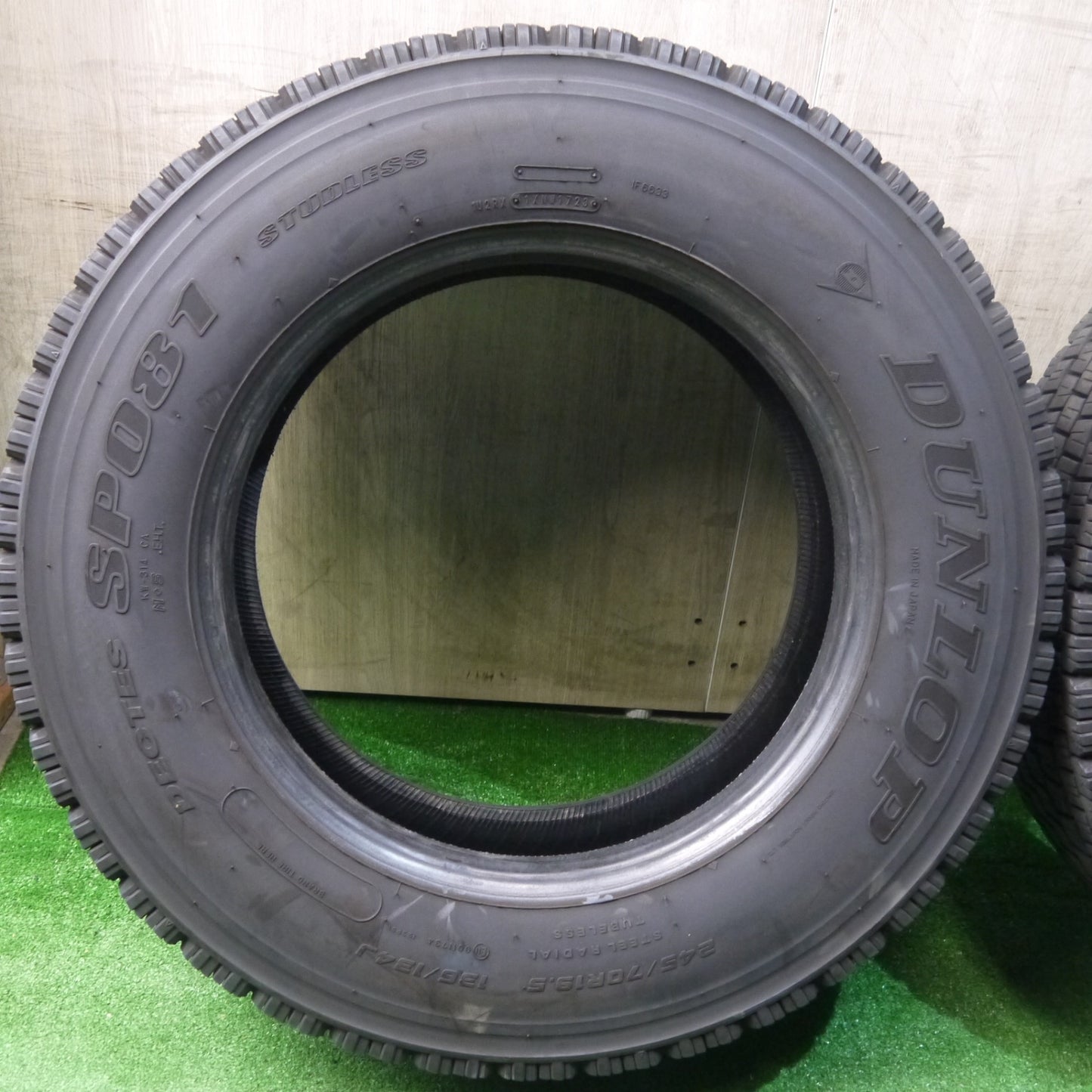 2本価格！23年★トラック タイヤ 245/70R19.5 136/134J スタッドレス ダンロップ デクテス SP081 DECTES 19.5インチ★6052906KKスタ