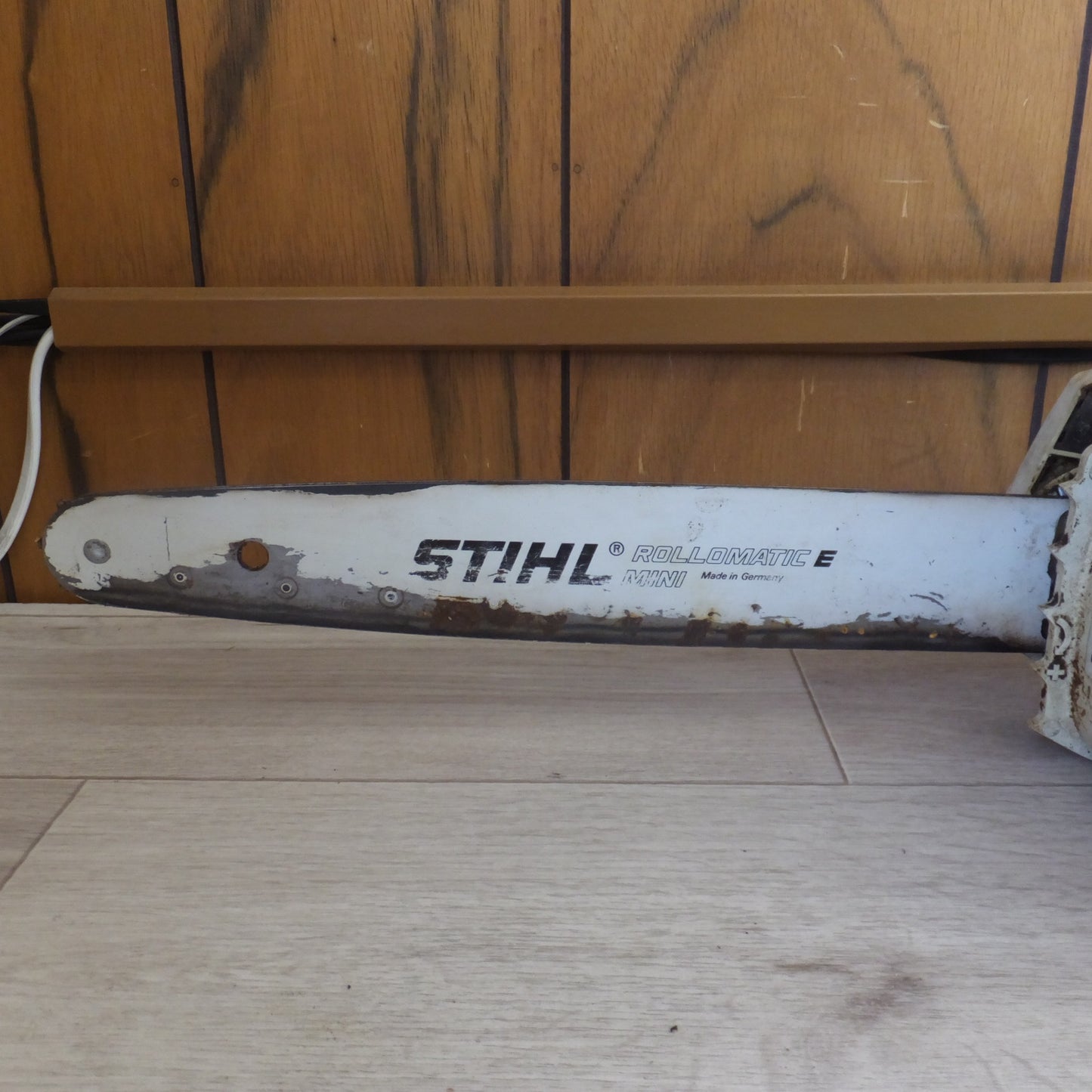 [送料無料] 岐阜発★スチール STIHL エンジンチェーンソー MS180C-BE 刃なし　3軸合成値 7.6m/s2　LWA 112dB★