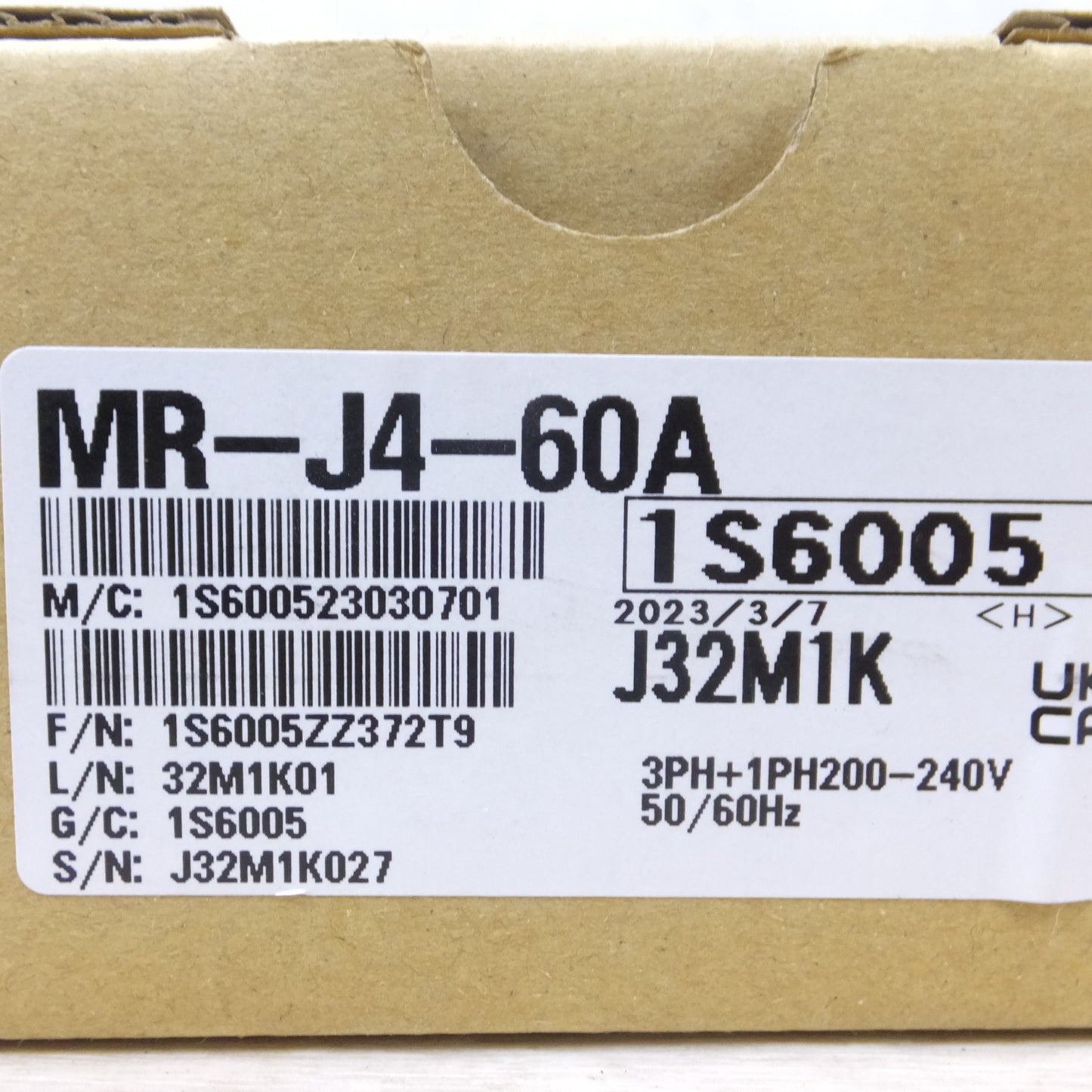 [送料無料] 未使用◆三菱電機 AC サーボ アンプ 汎用 インタフェース MELSERVO-J4 シリーズ MR-J4-60A 三相/単相 AC 200V 2023年製◆