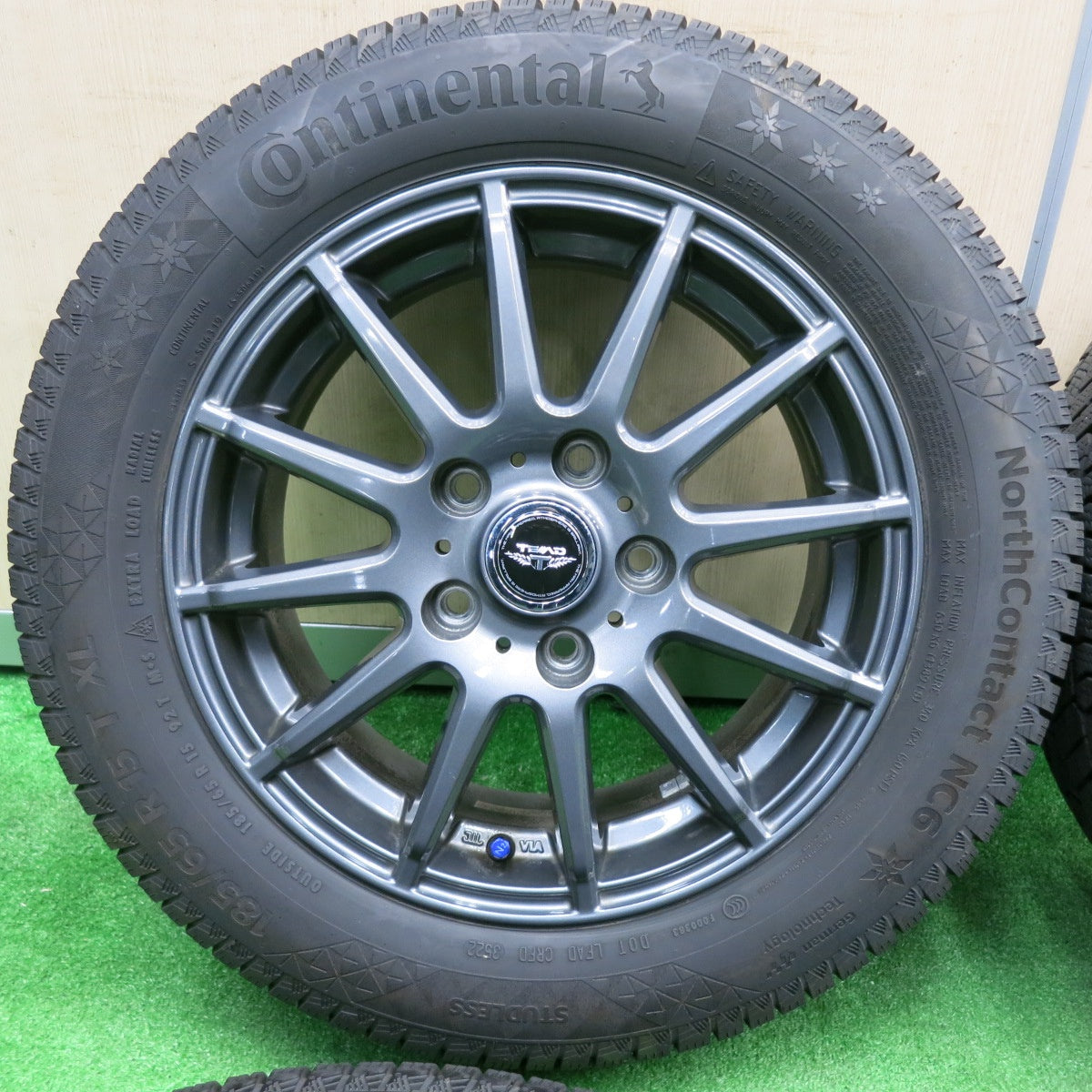 [送料無料] バリ溝！22年！キレイ！9分★スタッドレス 185/65R15 コンチネンタル ノースコンタクト NC6 TEAD テッド 15インチ PCD114.3/5H★4122008TNス