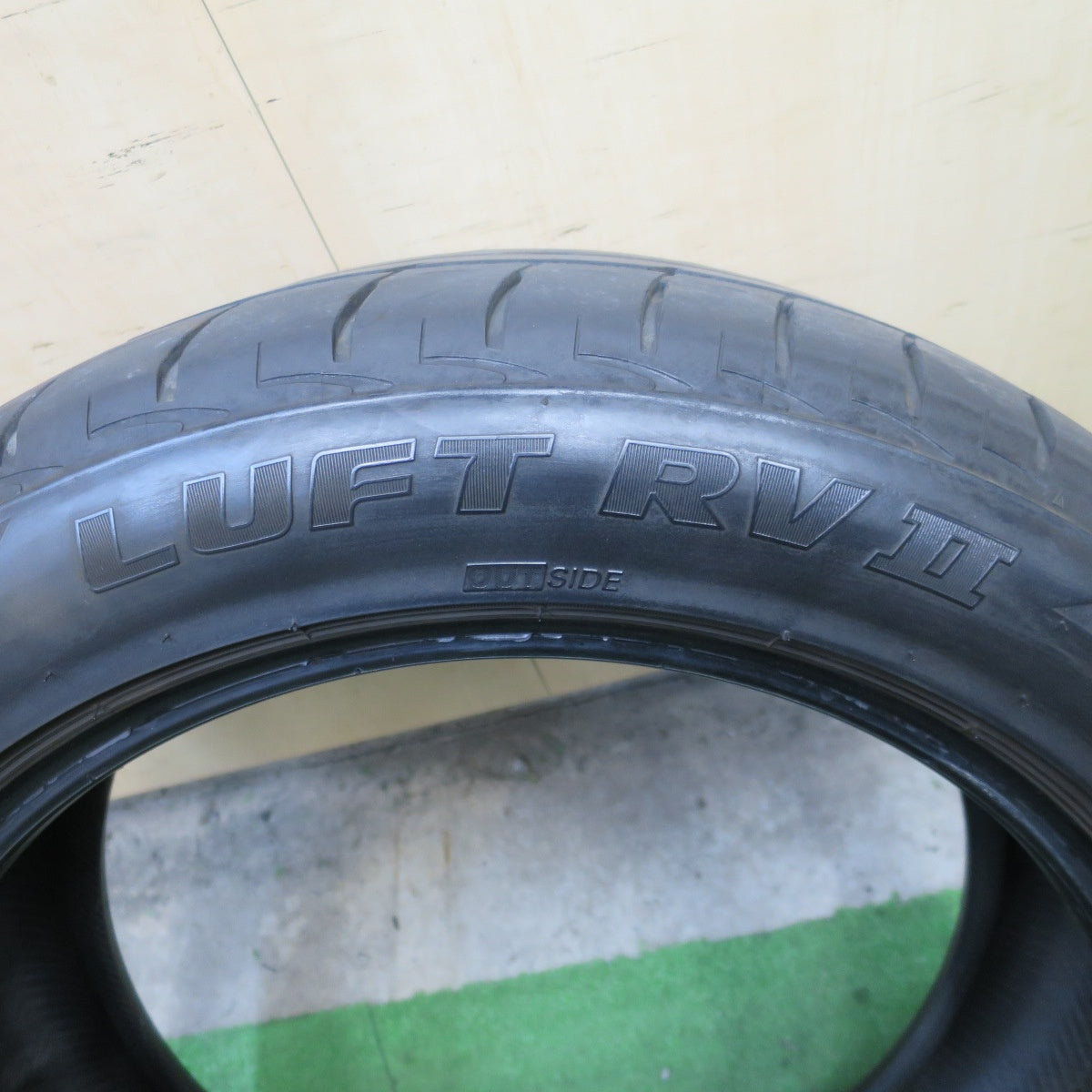 2本価格！22年★235/50R18 ブリヂストン LUFT RVⅡ タイヤ 18インチ RV2 アルファード ヴェルファイア 等★6032102NGノタ
