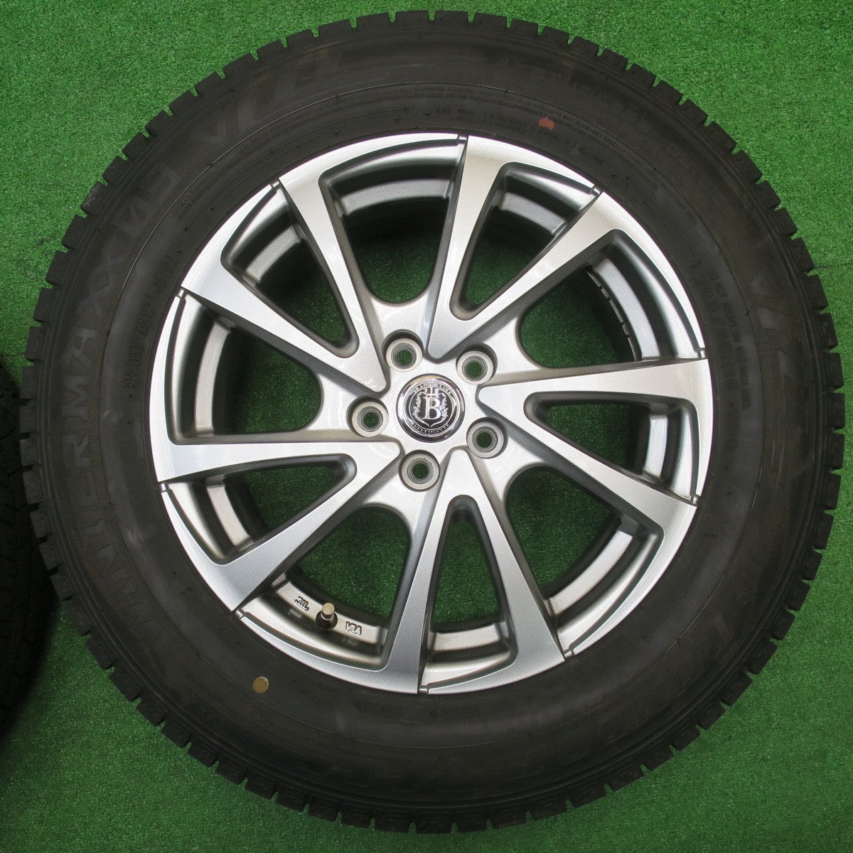 バリ溝！23年！キレイ！9.5分★フォレスター 等 205/65R16 スタッドレス ダンロップ ウインターマックス 03 BRANDLE-LINE ブランドルライン 16インチ PCD100/5H★5102809NJス