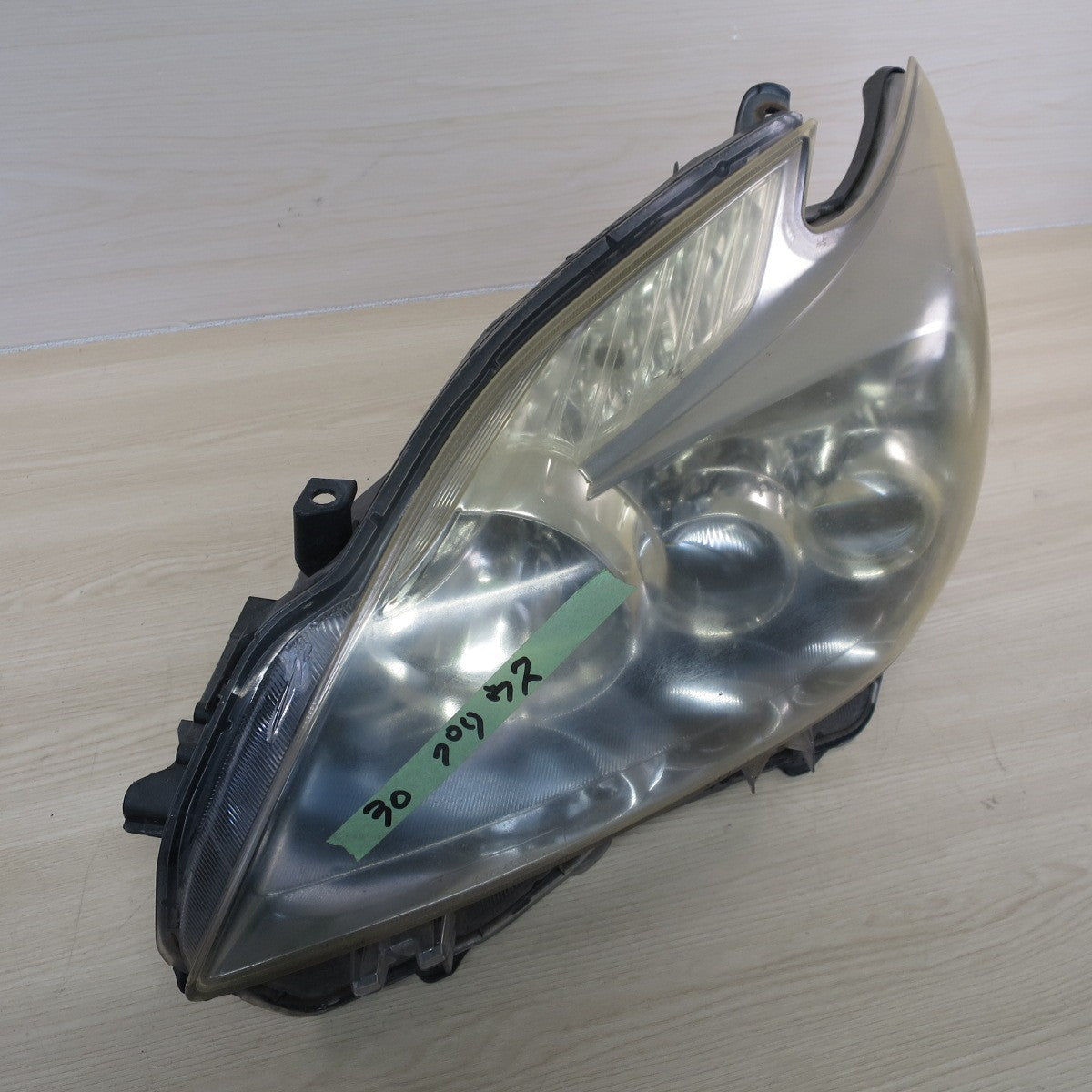 ♪トヨタ ZVW30 前期 プリウス 純正 LED ヘッドランプ 85967-47010 35500-79290 KOITO 47-30 左 側 のみ ヘッドライト 照明 カー パーツ♪