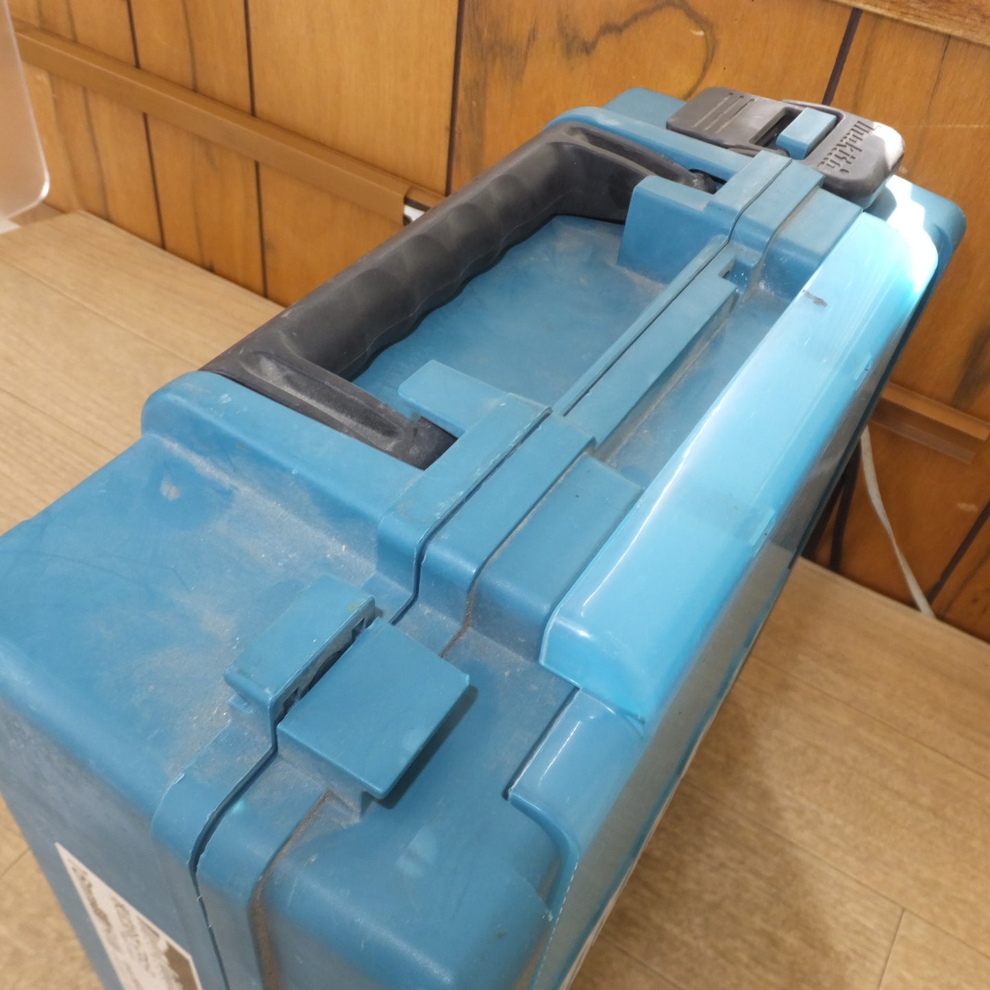 [送料無料] ★マキタ makita 16mm 震動ドリル HP1640F　鉄工 13mm コンクリート 16mm　100V 7.2A 50-60Hz 680W★