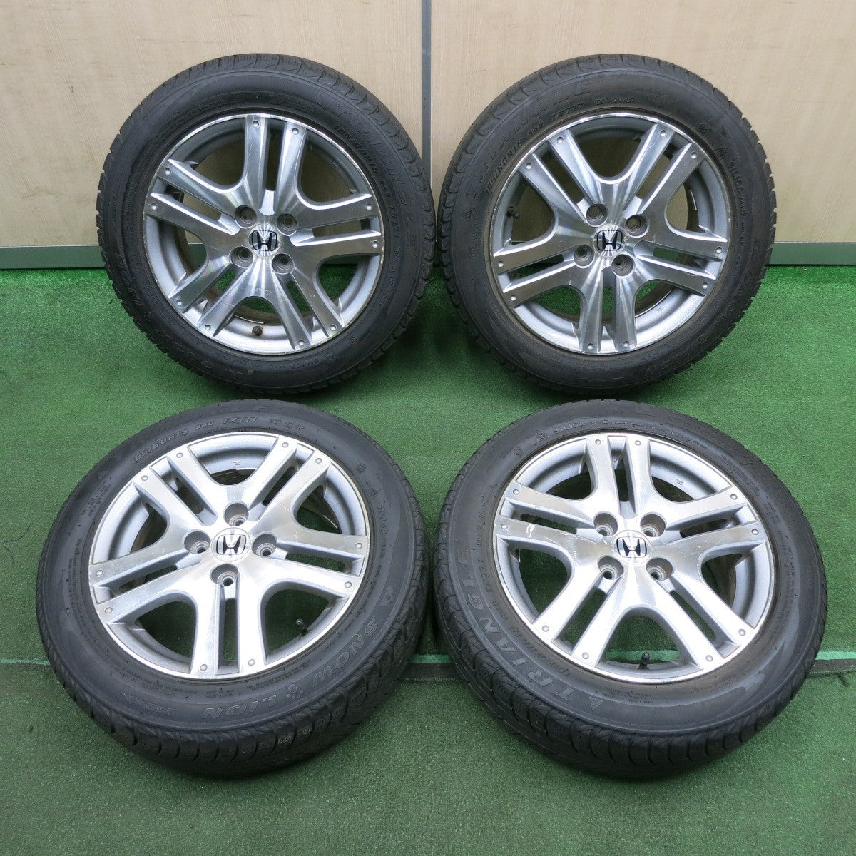 *送料無料* 4本価格★ホンダ フィット 純正 185/60R15 スタッドレス トライアングル SNOW LION 15インチ PCD100/4H★4032602TNス