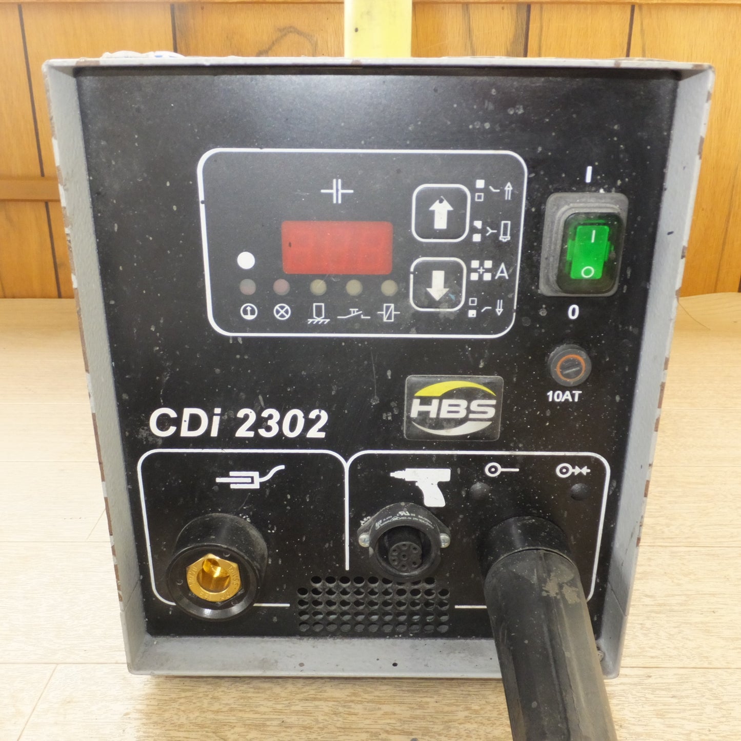 [送料無料] ★大同興業 HBS スタッド溶接機 CDシリーズ CDi2302　100V/200V～ 50/60Hz 5.75A/2.9A 600VA 66mF★