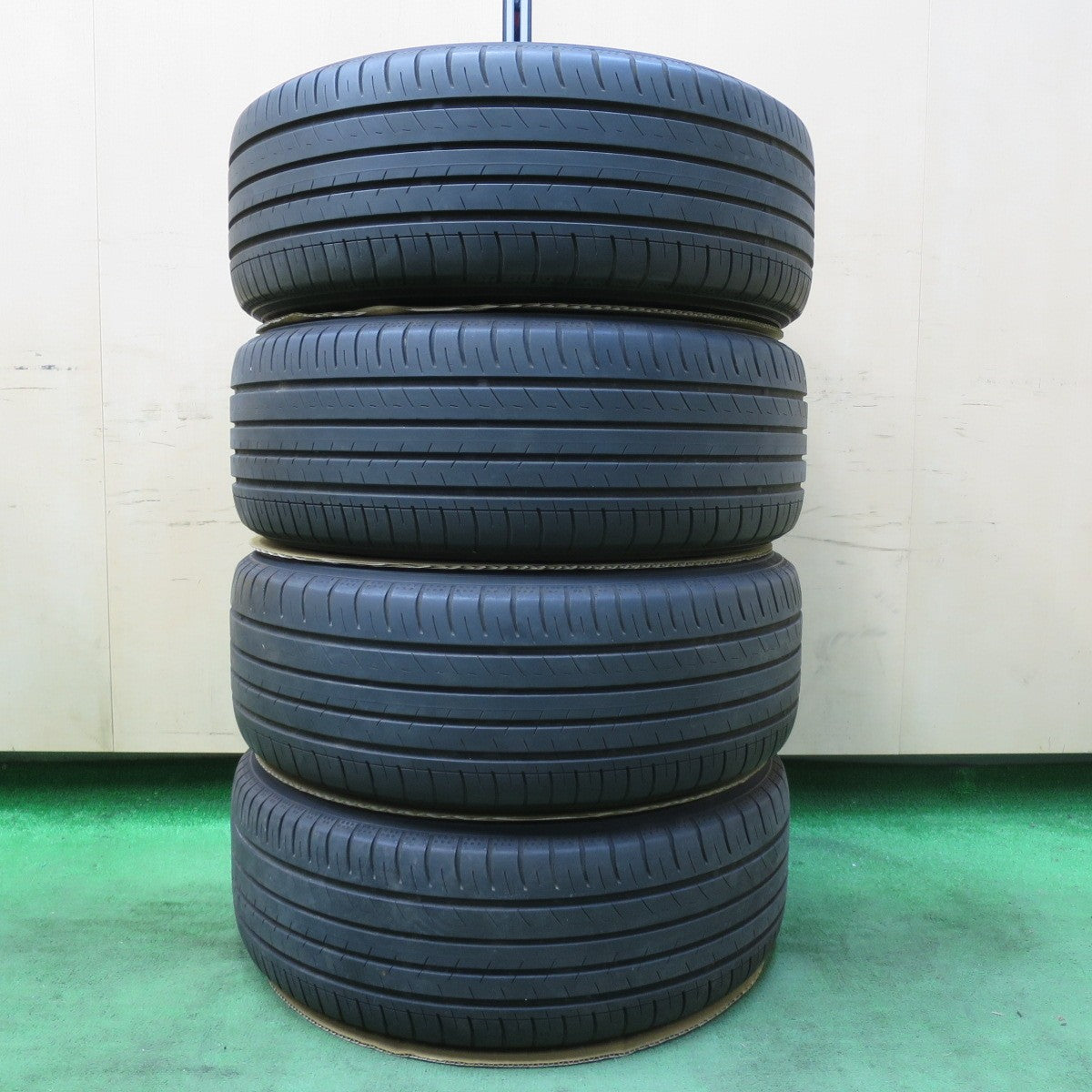 [送料無料] 4本価格！20年★トヨタ 210系 クラウン アスリート 純正 225/45R18 ヨコハマ BluEarth-GT AE51 18インチ PCD114.3/5H★4102907イノ