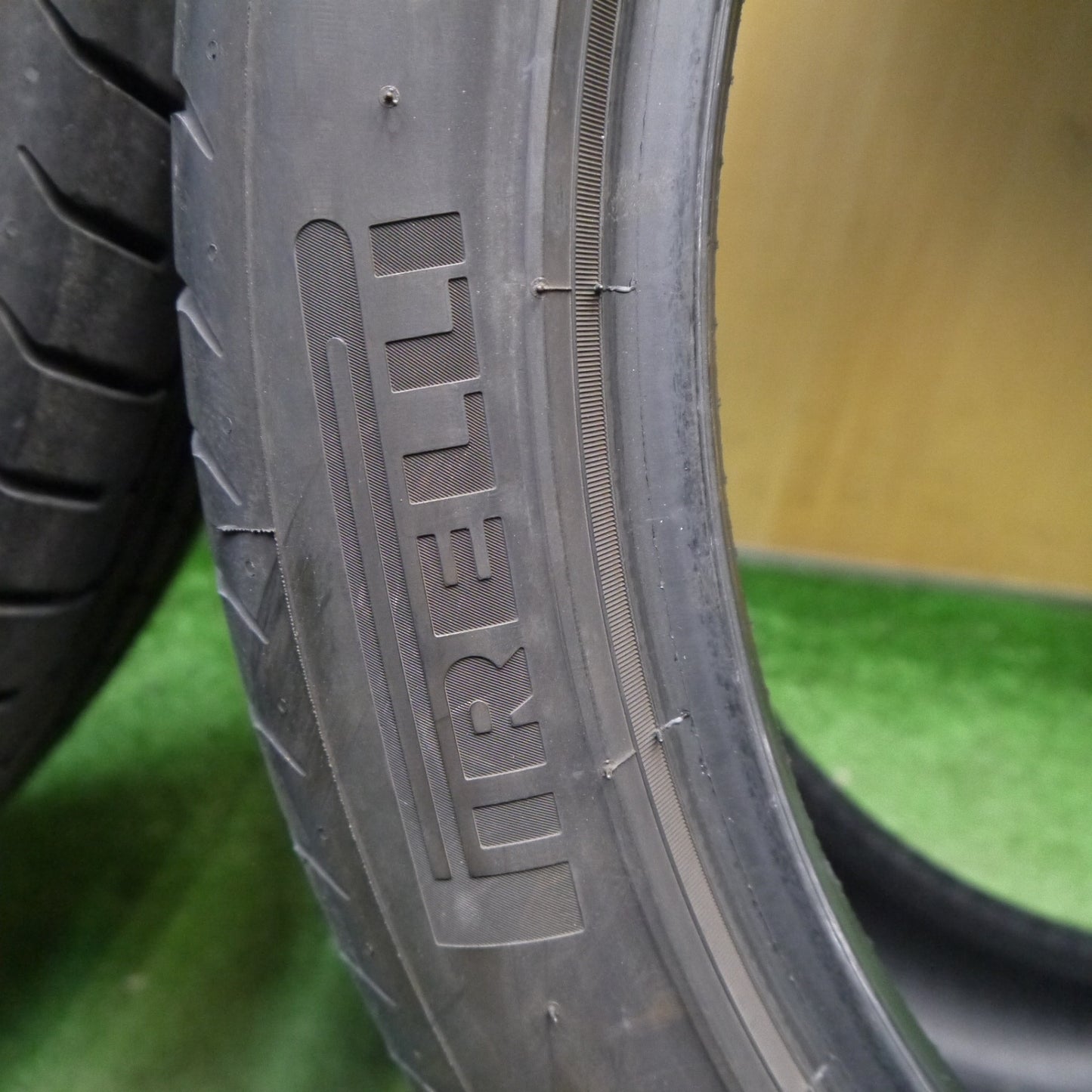 2本価格！24年★265/40R21 ピレリ PZERO TM Pゼロ 21インチ タイヤ ボルボ ベンツ ポルシェ 等★6032502Hノタ