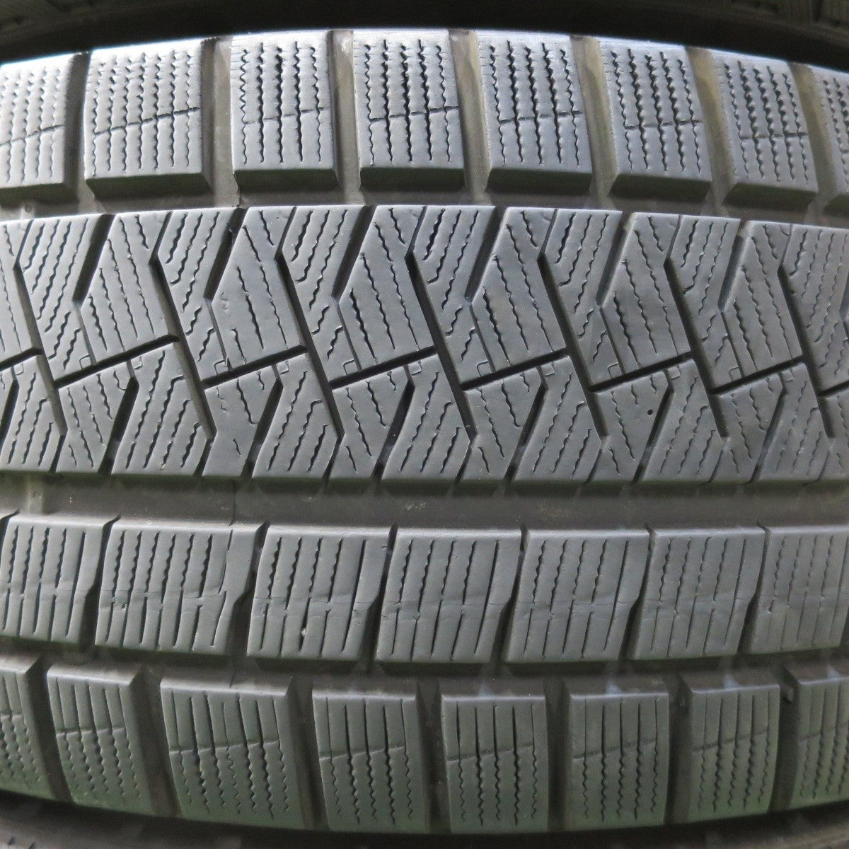 4本 21年★スタッドレス 235/55R19 ピレリ アイスアシンメトリコ RAV4 アウトランダー エクストレイル CX-60等★5040310イスタ