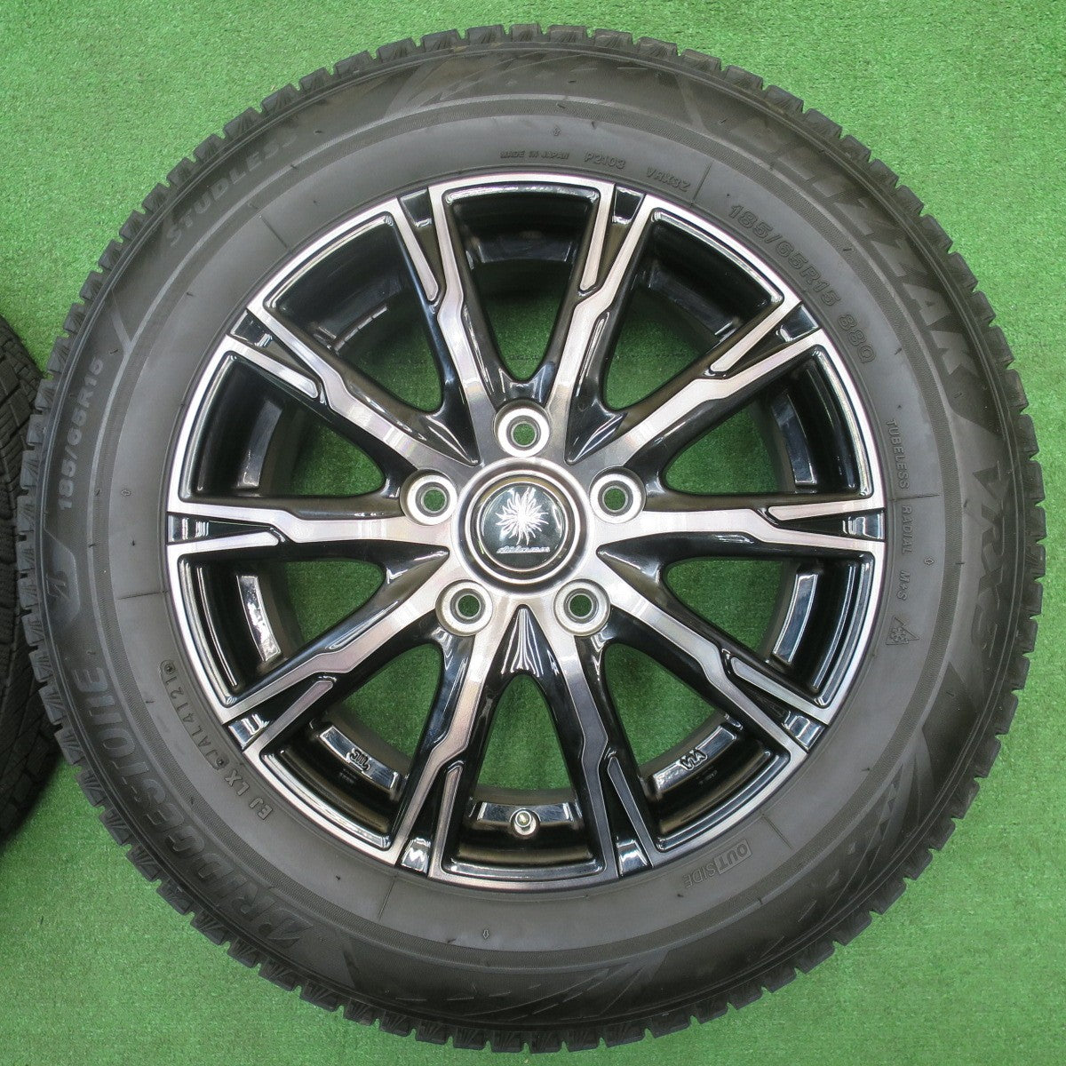 キレイ！21年★スタッドレス 185/65R15 ブリヂストン ブリザック VRX3 Diluce ディルーチェ 15インチ PCD114.3/5H★5111904NJス