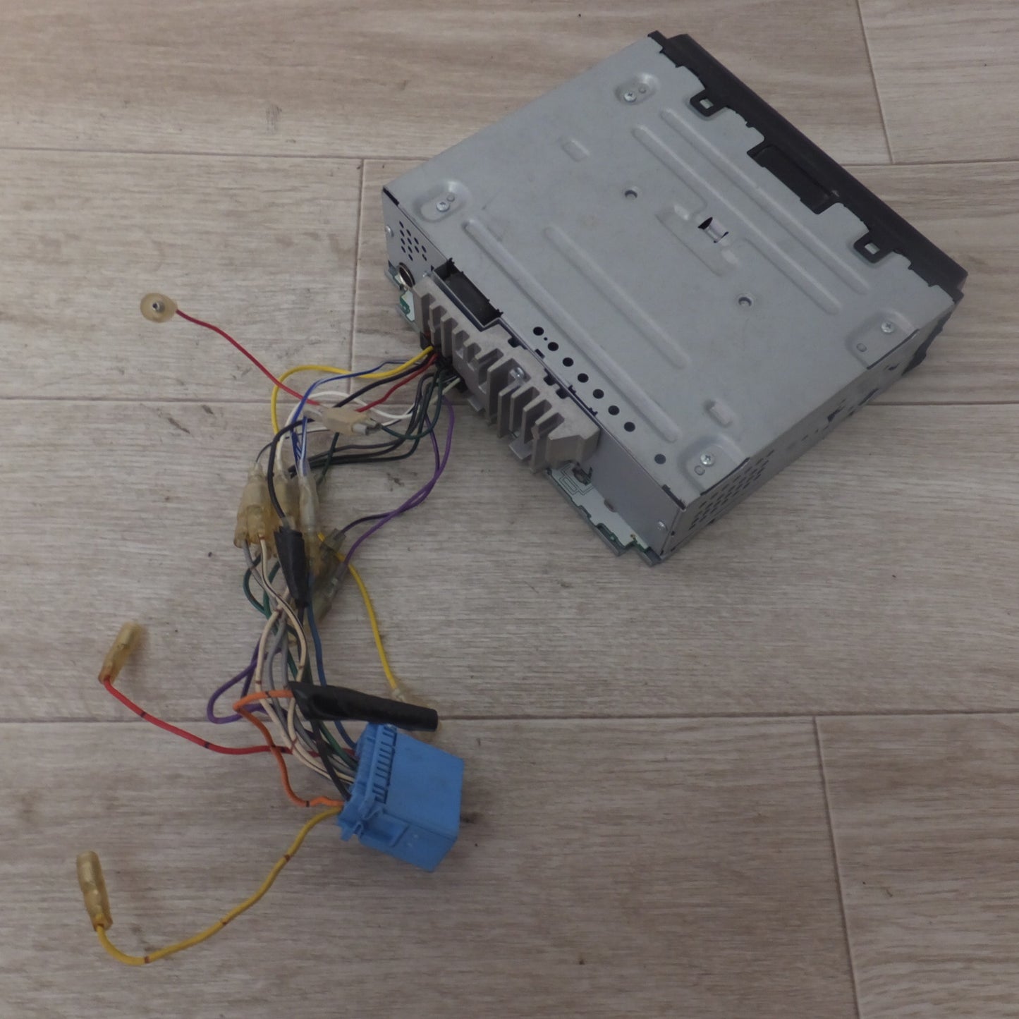 [送料無料] ★カロッツェリア carrozzeria オーディオメインユニット CD チューナーメインユニット DEH-380(63★