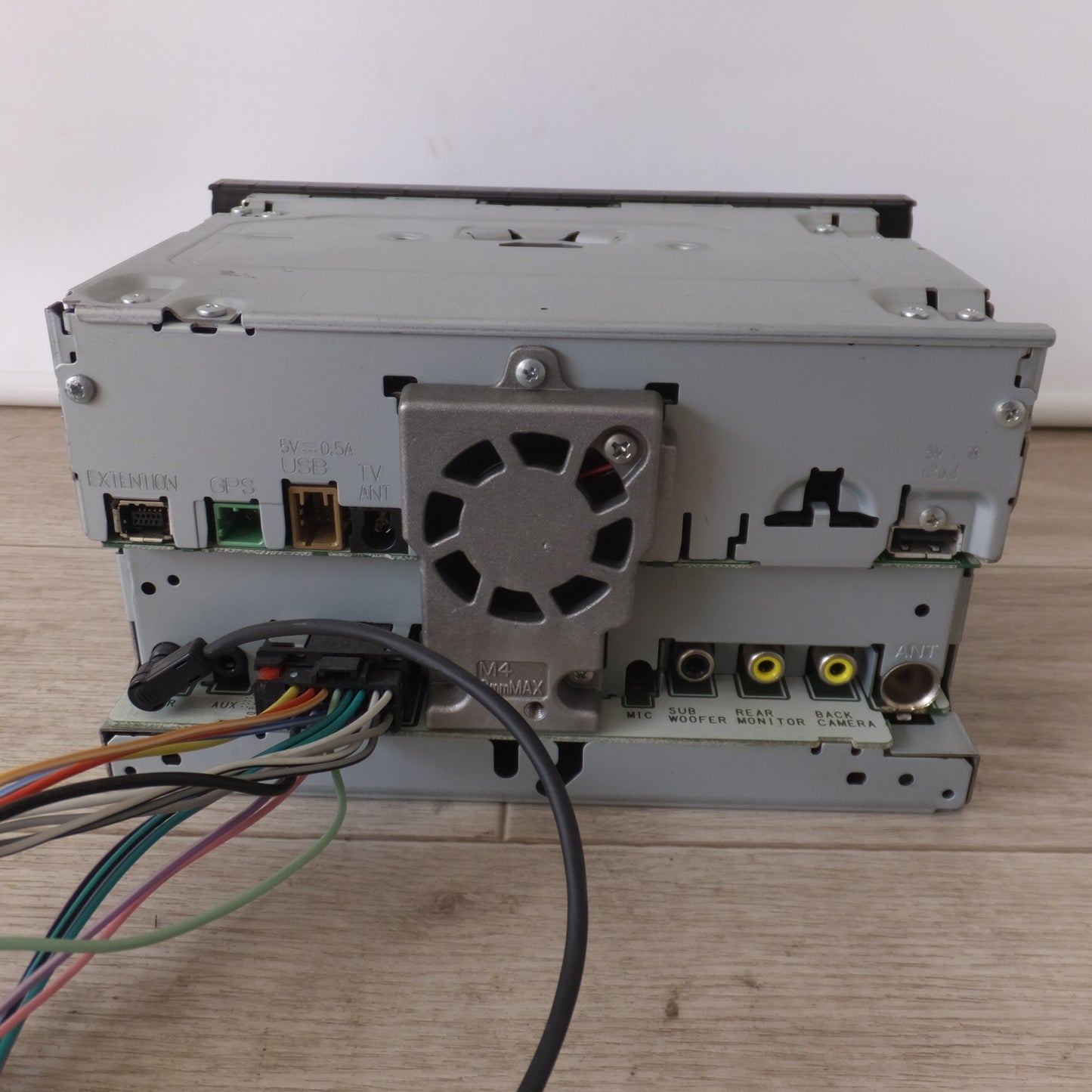 [送料無料] ★カロッツェリア carrozzeria AV一体型メモリーナビゲーション 楽ナビ AVIC-RW03 パイオニア Pioneer[34]★