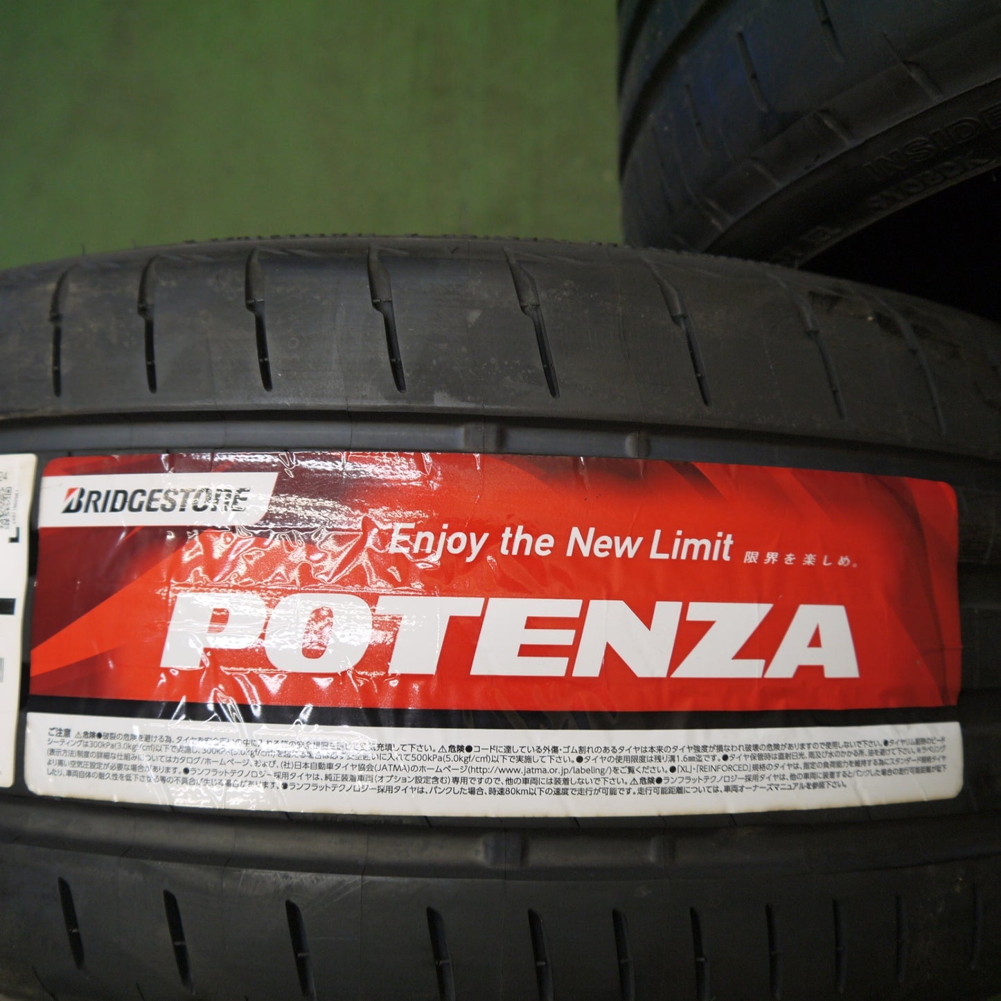 未使用！24年★235/35R19 ブリヂストン ポテンザ S007A タイヤ 19インチ インプレッサ WRX ワーゲン シロッコ アウディ S4 A4 A6 等★6032409Hノタ