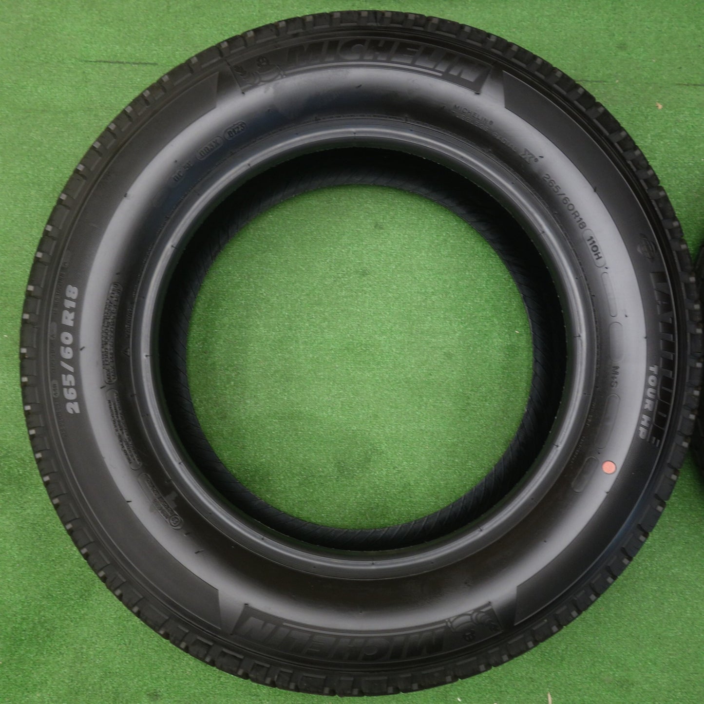 新車外し！23年★265/60R18 ミシュラン LATITUDE TOUR HP ラティチュード ツアー 18インチ タイヤ ランクル プラド ハイラックス 等★6032902KTノタ