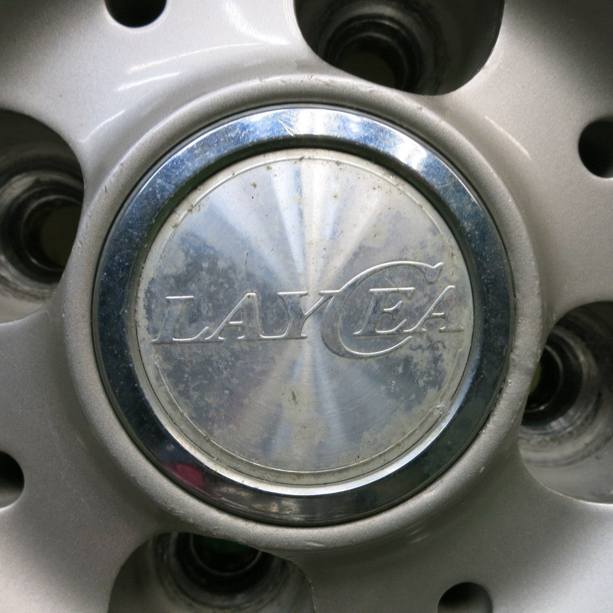 バリ溝！24年！9.5分以上★スタッドレス 175/65R15 ヨコハマ アイスガード iG60 LAYCEA レイシア 15インチ PCD100/4H★5113013HAス