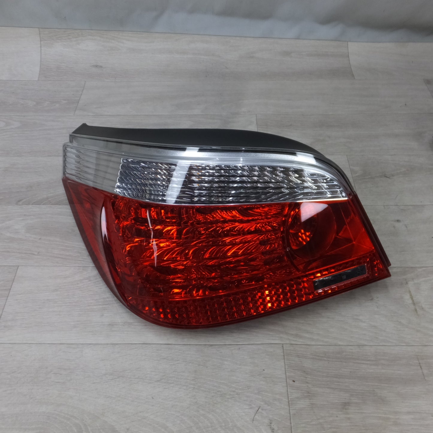 [送料無料] 左右セット◆BMW M5 純正 テール ライト ランプ 158238-03 158237-03 HELLA◆
