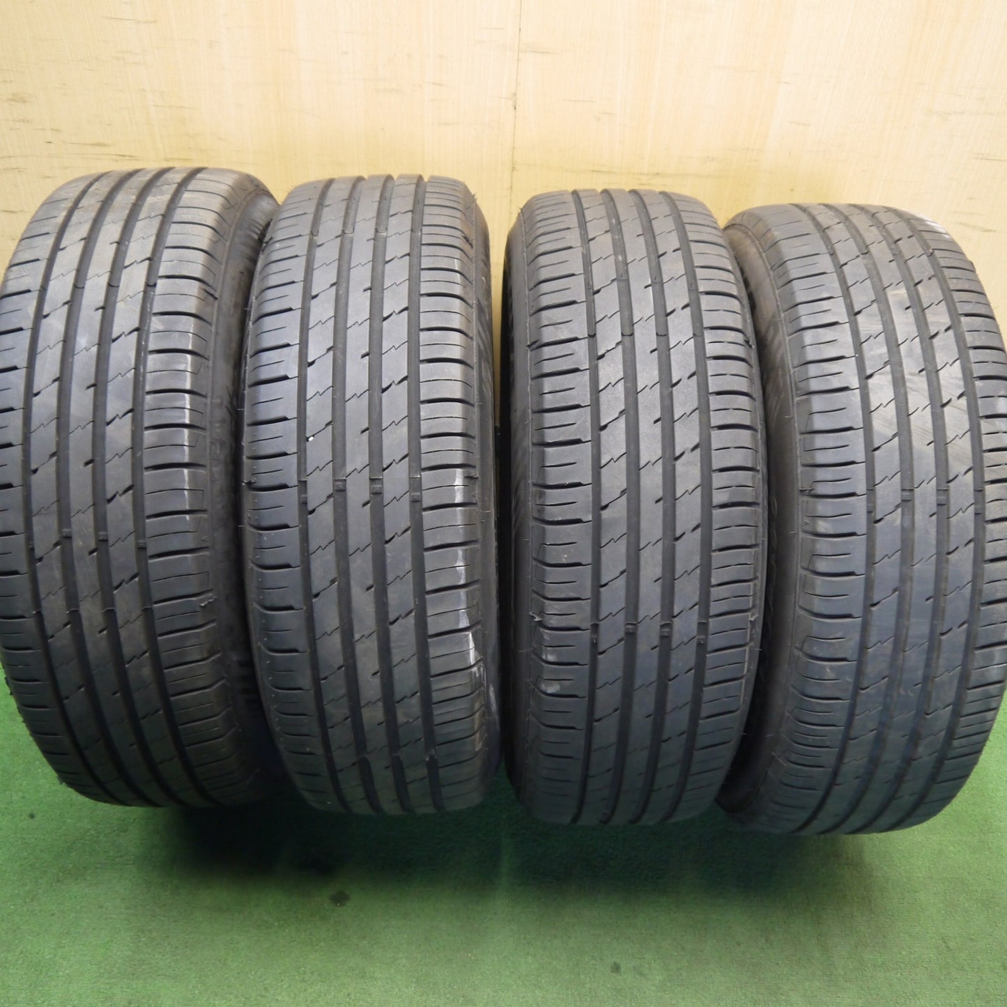 センサー付き！バリ溝！23年！キレイ！9.5分◎レクサス NX 純正 225/65R17 ミネルバ ECOSPEED2 SUV 17インチ PCD114.3/5H◎6070107Hノ