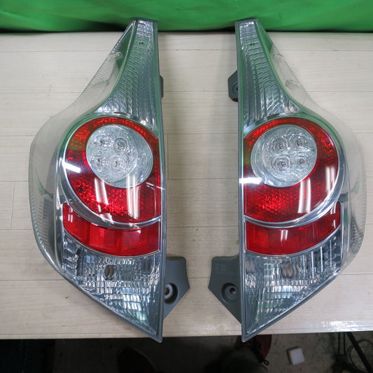 [送料無料] 左右セット☆トヨタ NHP10 アクア 純正 テールライト STANLEY 52-252 テールランプ カー パーツ TOYOTA 現状品☆