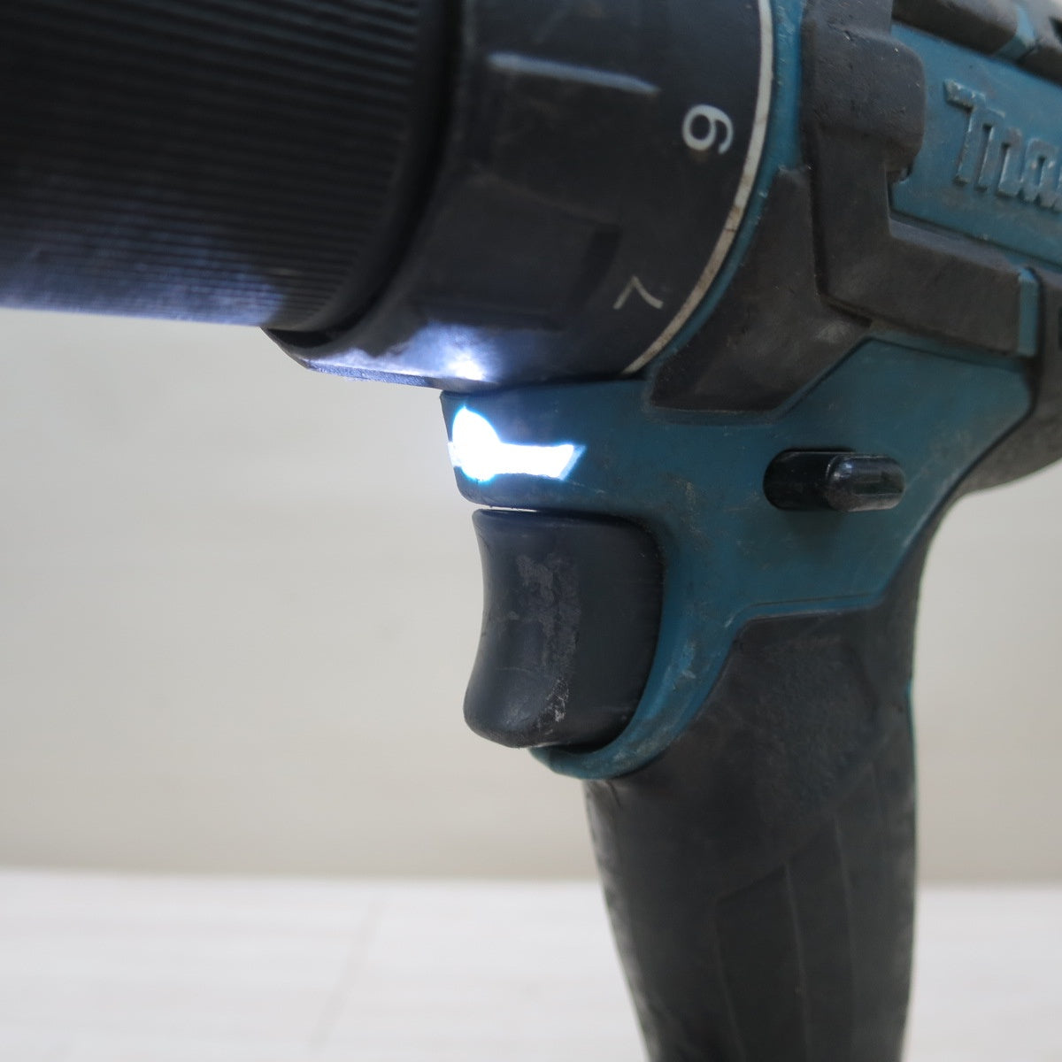 ☆マキタ 充電式 ドライバドリル DF470D 電動 工具 コードレス makita 14.4V バッテリー BL1430☆
