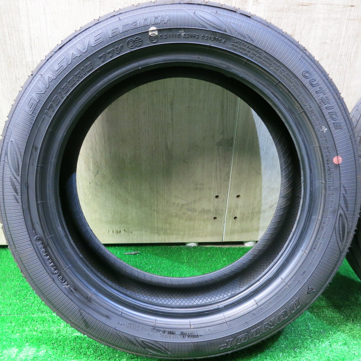 バリ溝！25年！ほぼ10分★175/55R15 ダンロップ エナセーブ EC300+ タイヤ 15インチ タンク ルーミー トール ソリオ 等★5110801HAノタ