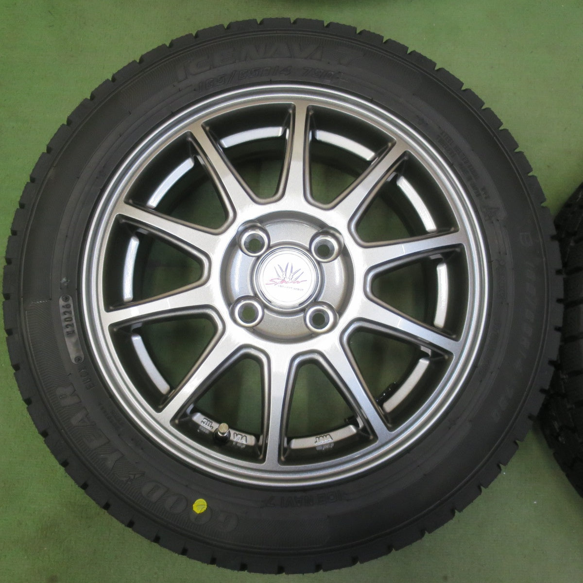 未使用！26年◎LOXARNY SPORT 165/65R14 スタッドレス グッドイヤー アイスナビ7 ロクサーニ スポーツ 14インチ PCD100/4H◎6062004イス