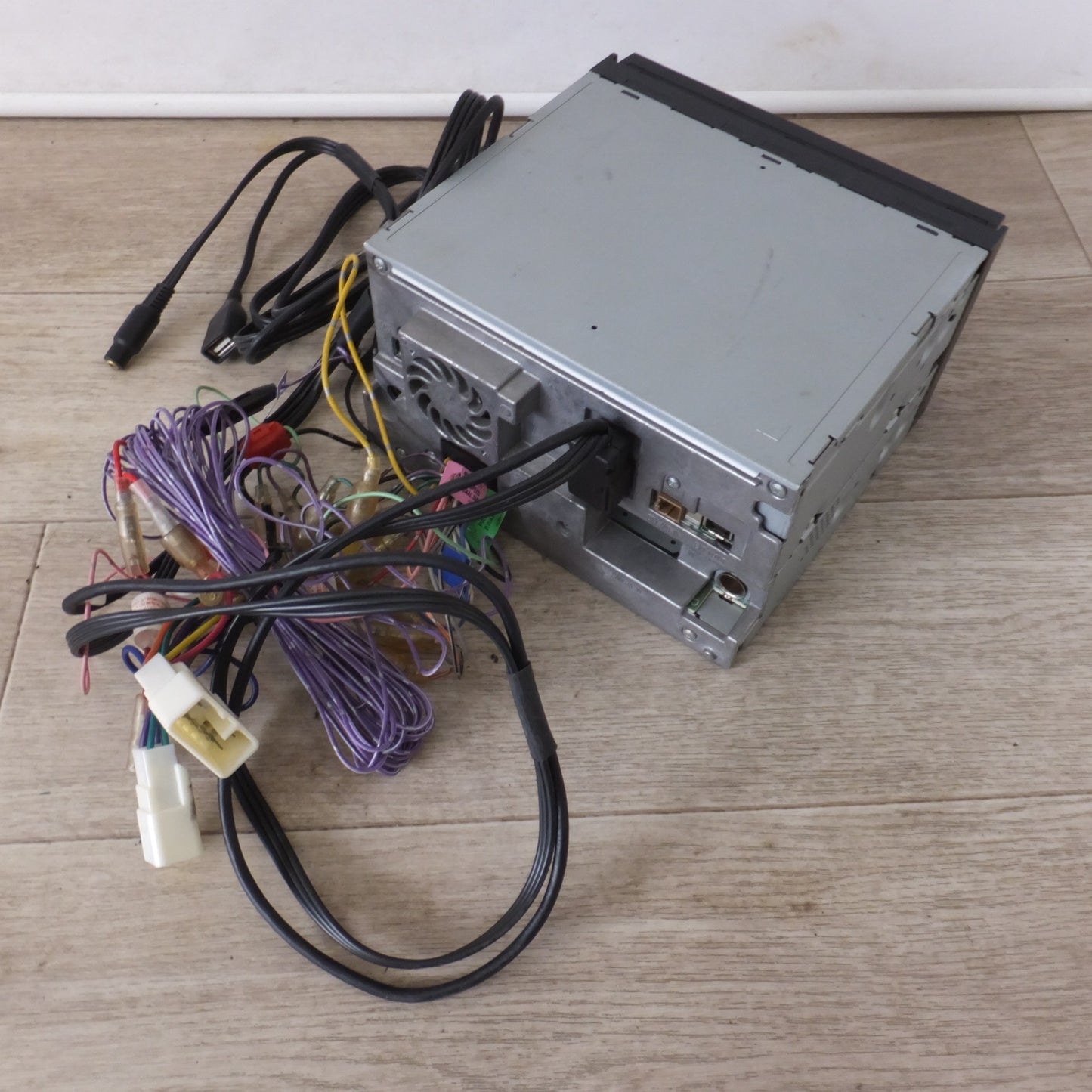 [送料無料] ★カロッツェリア carrozzeria AV一体型メモリーナビゲーション 楽ナビ AVIC-MRZ05-2(21)★