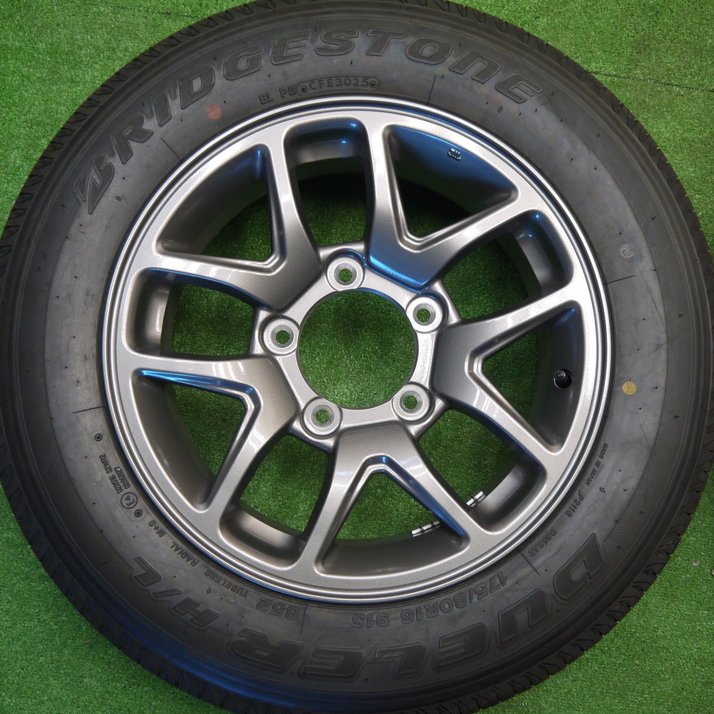 新車外し！25年★スズキ JB64 W ジムニー 純正 175/80R16 ブリヂストン デューラー H/L 852 16インチ PCD139.7/5H★5102910Hノ