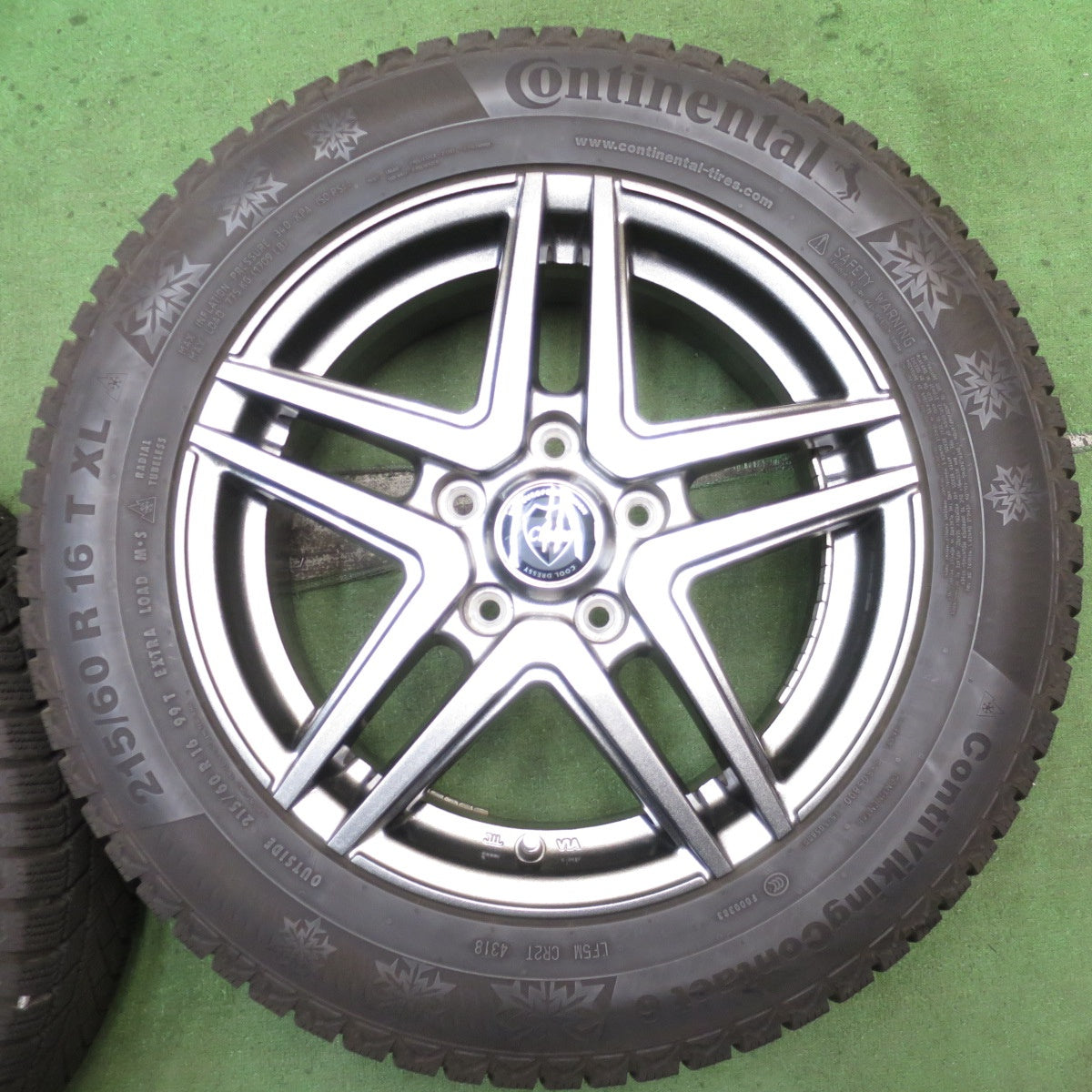バリ溝！キレイ！9.5分★スタッドレス 215/60R16 コンチネンタル コンチバイキング コンタクト6 Claire クレール 16インチ PCD114.3/5H★5080802NJス