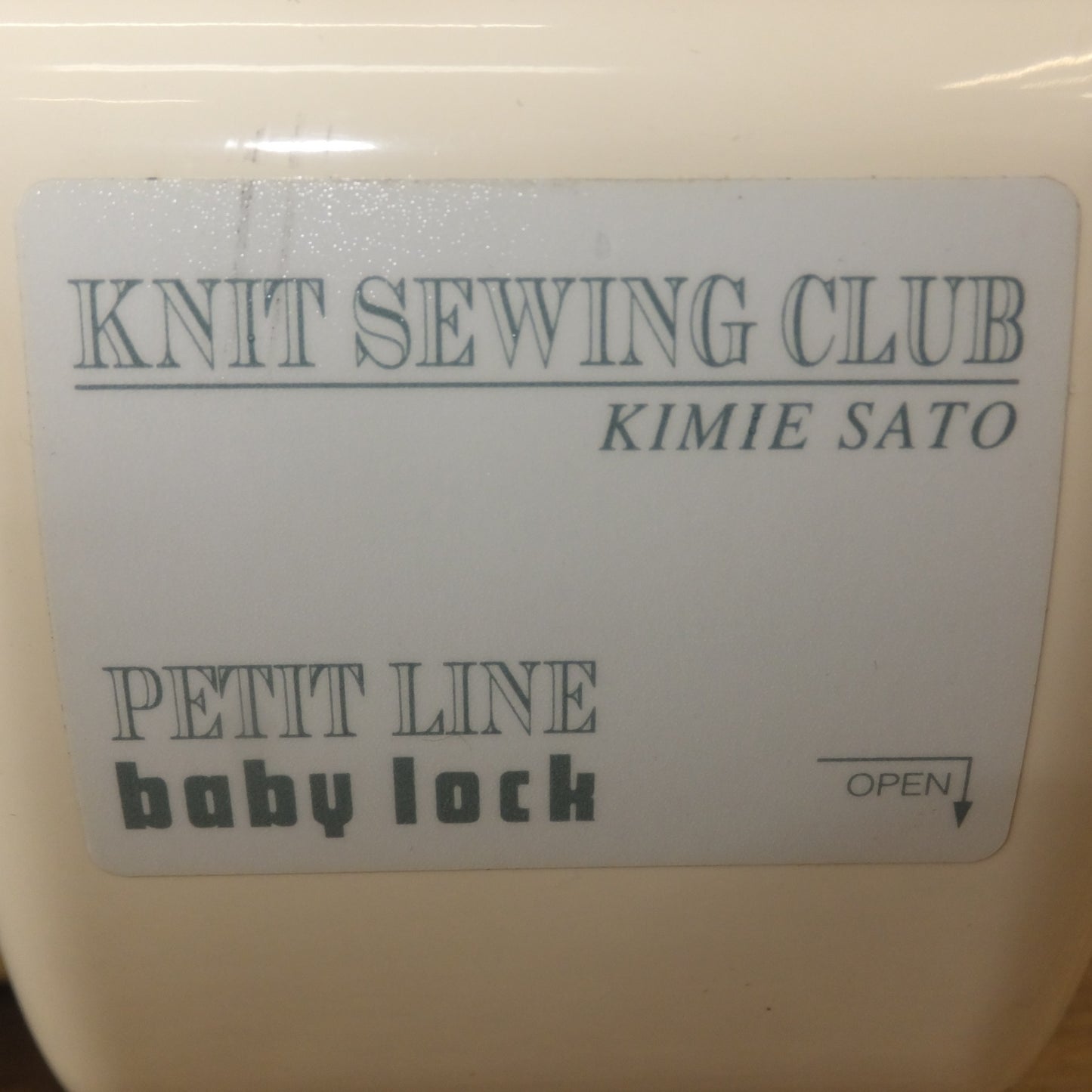 [送料無料] 現状品★ジューキ JUKI ベビーロック baby lock PETIT LINE ロックミシン BL700　KNIT SEWING CLUB KIMIE SATO★