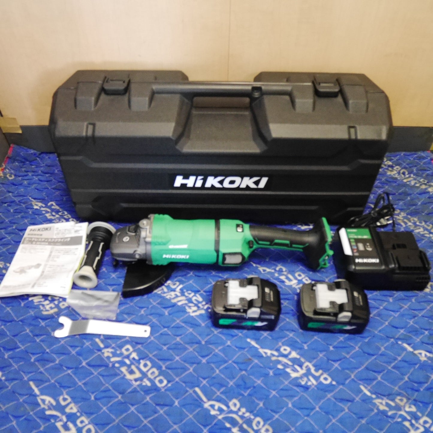 [送料無料] ほぼ未使用！バッテリー2個☆HiKOKI ハイコーキ 180mm コードレス ディスクグラインダ G3618DA 電動 工具 研摩 研磨 機☆
