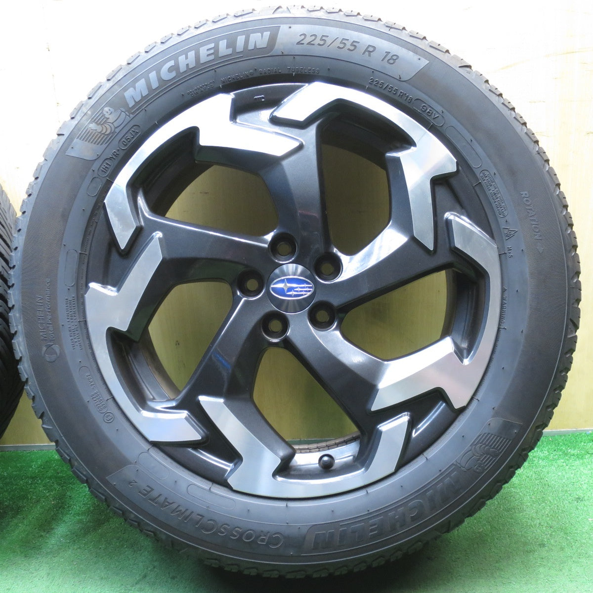 キレイ！23年★スバル XV アドバンス 純正 225/55R18 ミシュラン CROSSCLIMATE2 オールシーズン 18インチ PCD100/5H★5080801NJノ