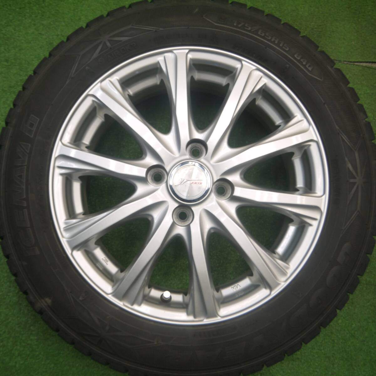キレイ★スタッドレス 175/65R15 グッドイヤー アイスナビ6 JOKER ジョーカー 15インチ PCD100/4H★4112506Hス