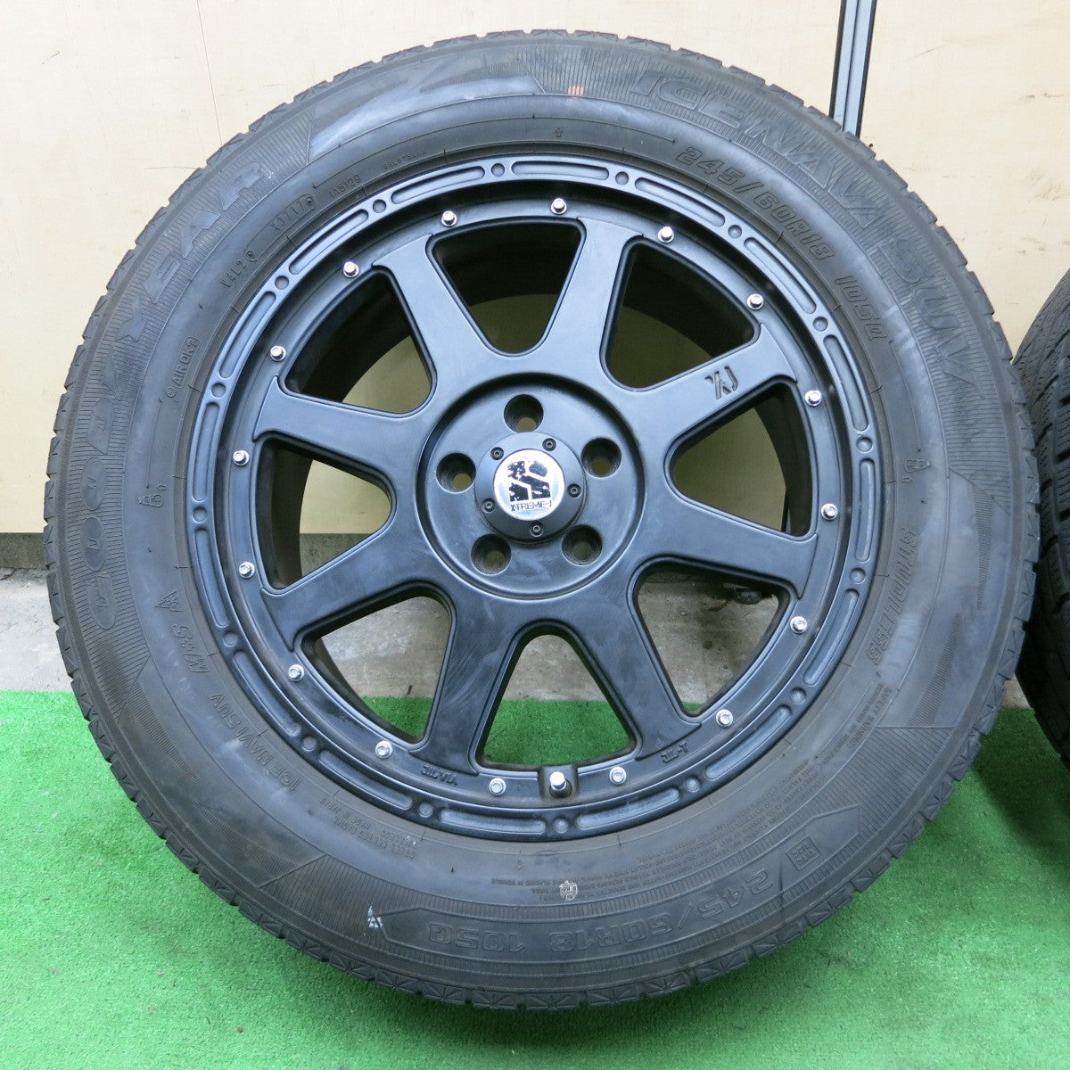 *送料無料* 4本価格★XTREME-J 245/60R18 スタッドレス グッドイヤー アイスナビ SUV エクストリームJ 18インチ PCD114.3/5H★4070601ナス
