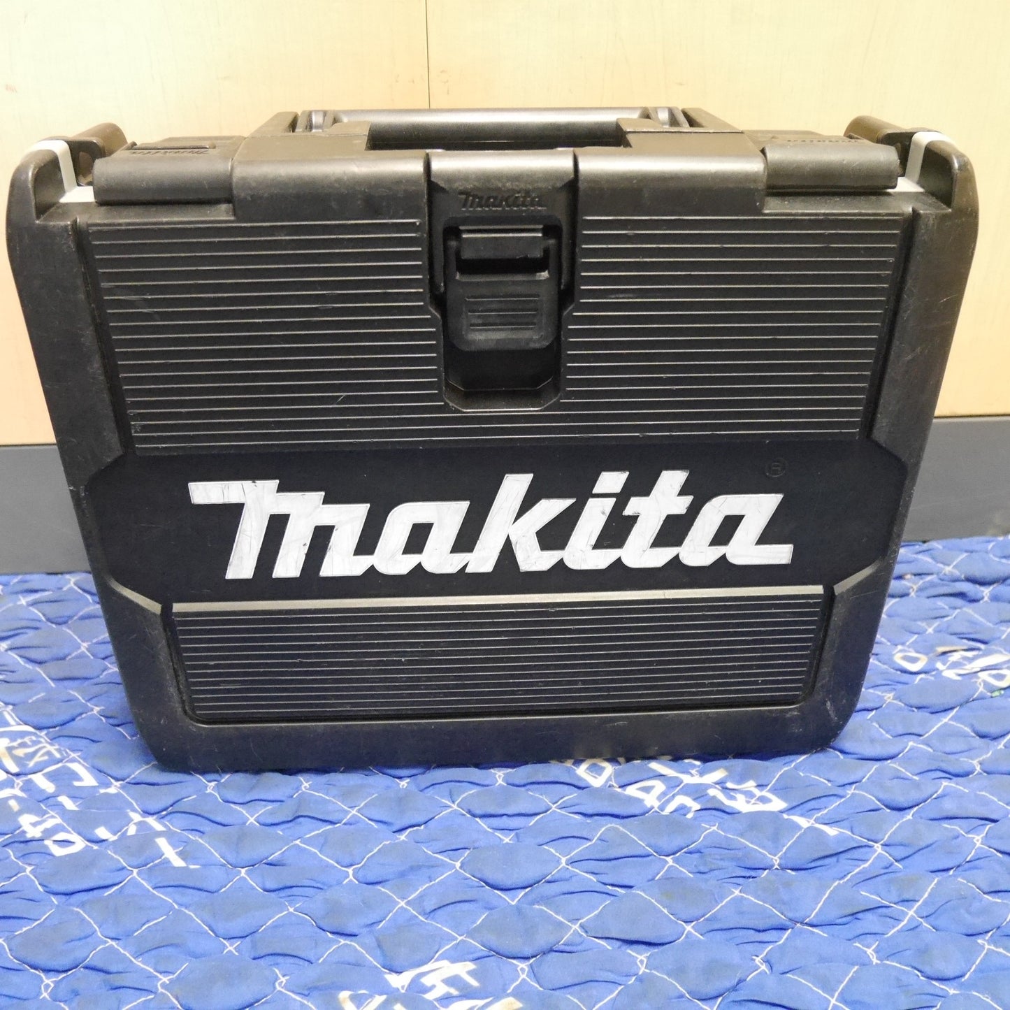 [送料無料] ☆マキタ 充電式 インパクトドライバ TD133D 電動 工具 14.4V コードレス makita☆