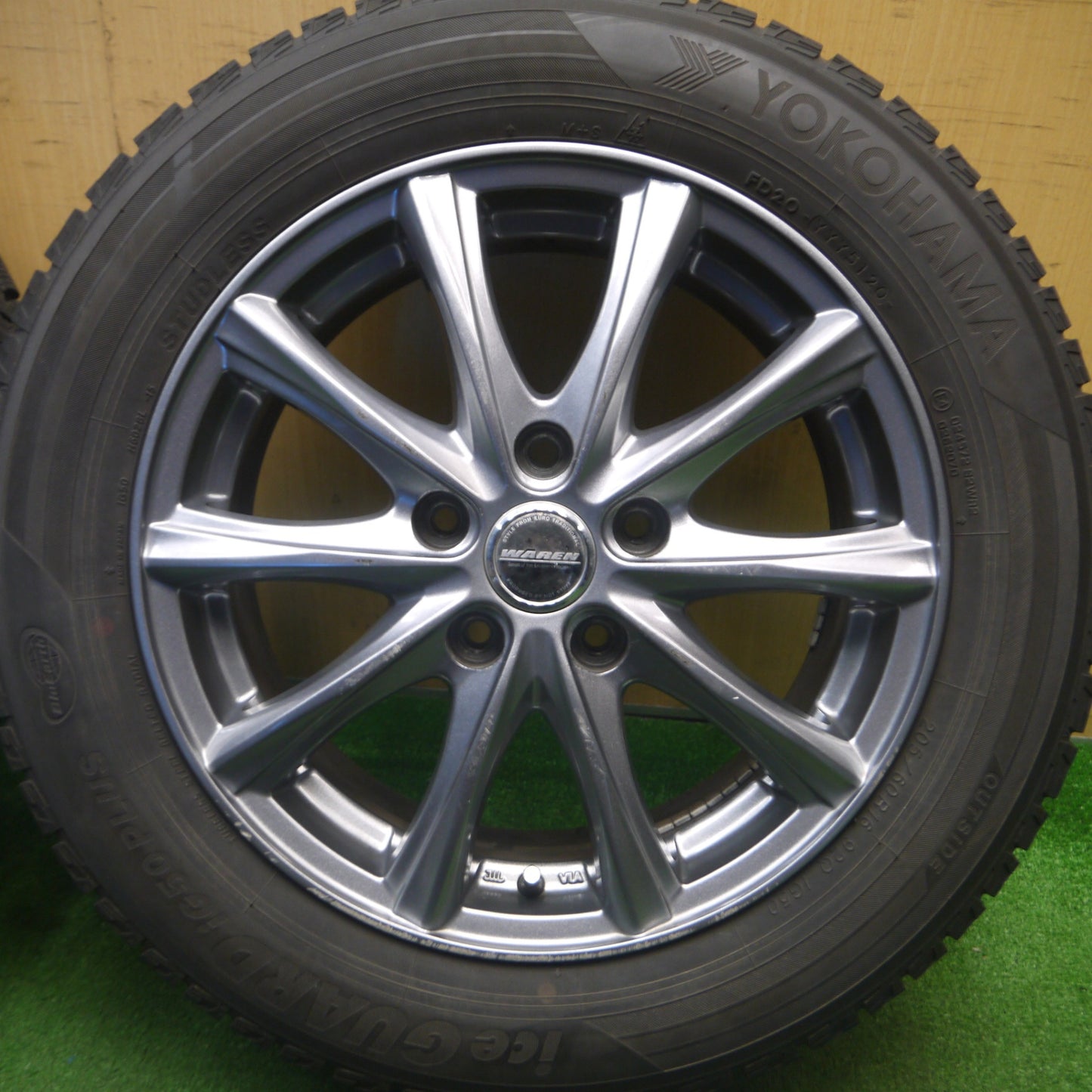 [送料無料] バリ溝！9.5分★スタッドレス 205/60R16 ヨコハマ アイスガード iG50 プラス WAREN ヴァーレン 16インチ PCD114.3/5H★5020506Hス