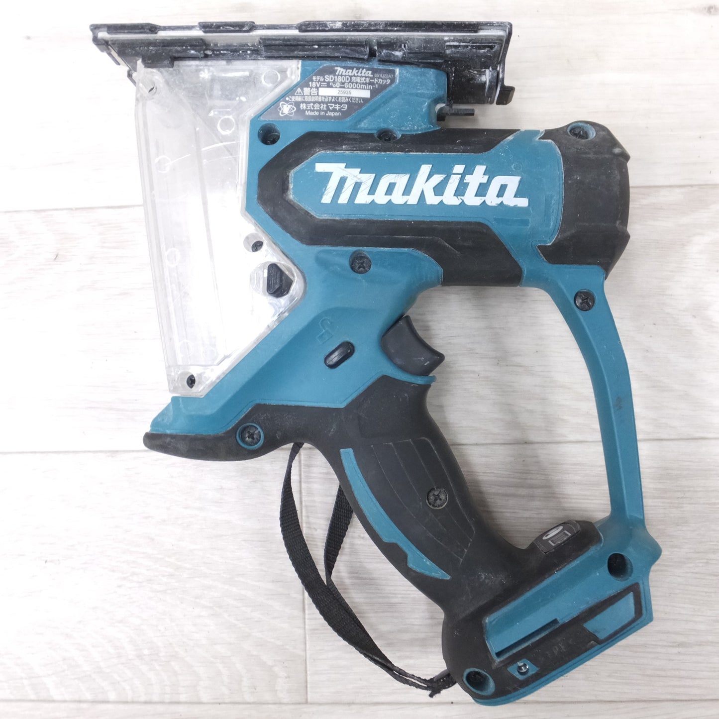 [送料無料] ◆マキタ 18V 充電式 ボードカッタ SD180D 本体のみ コードレス ジグソー 電動ノコギリ 切断機 電動 工具◆