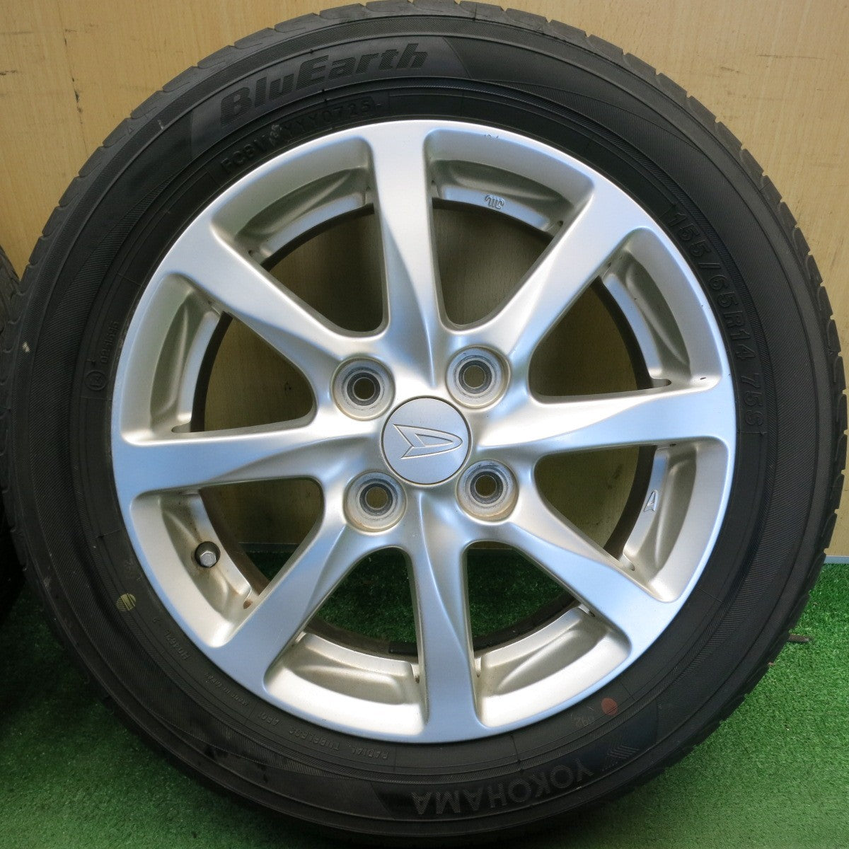 バリ溝！25年！8.5分◎ダイハツ タント ムーヴ 純正 155/65R14 ヨコハマ ブルーアース AE01 14インチ PCD100/4H◎6071602HAノ